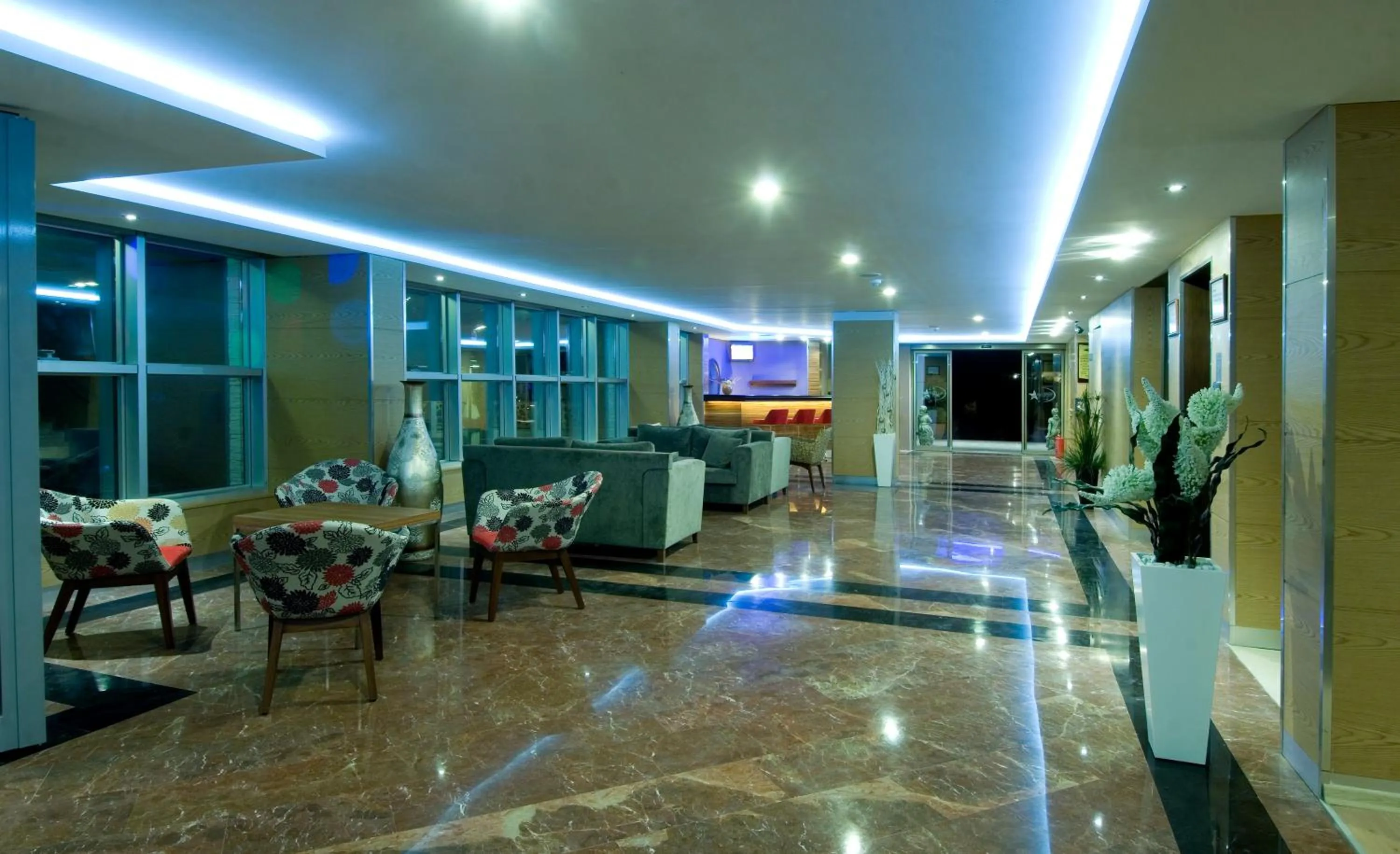 Lobby or reception in Supreme Hotel