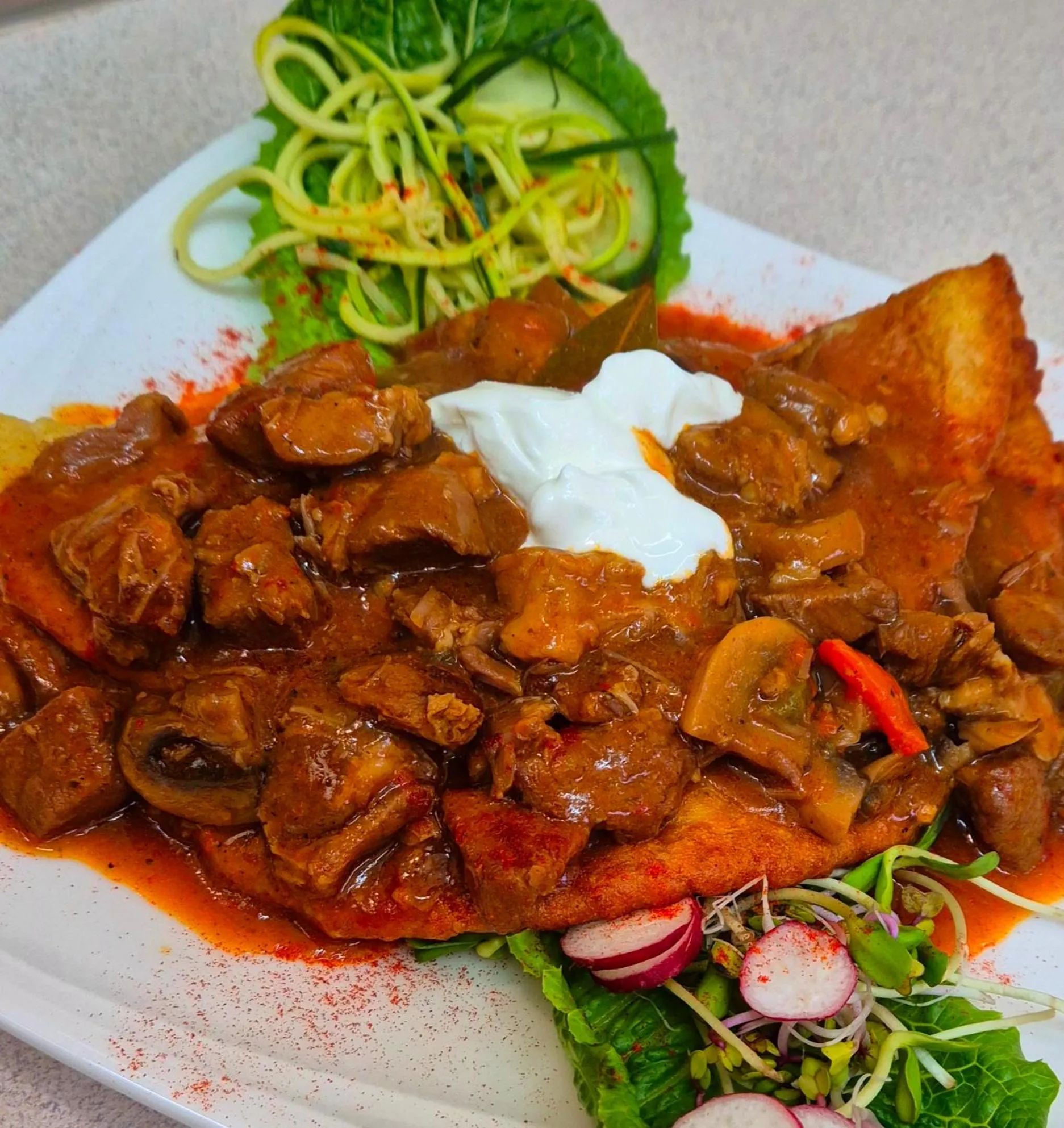 Restaurant/places to eat in Hotel Pałacyk