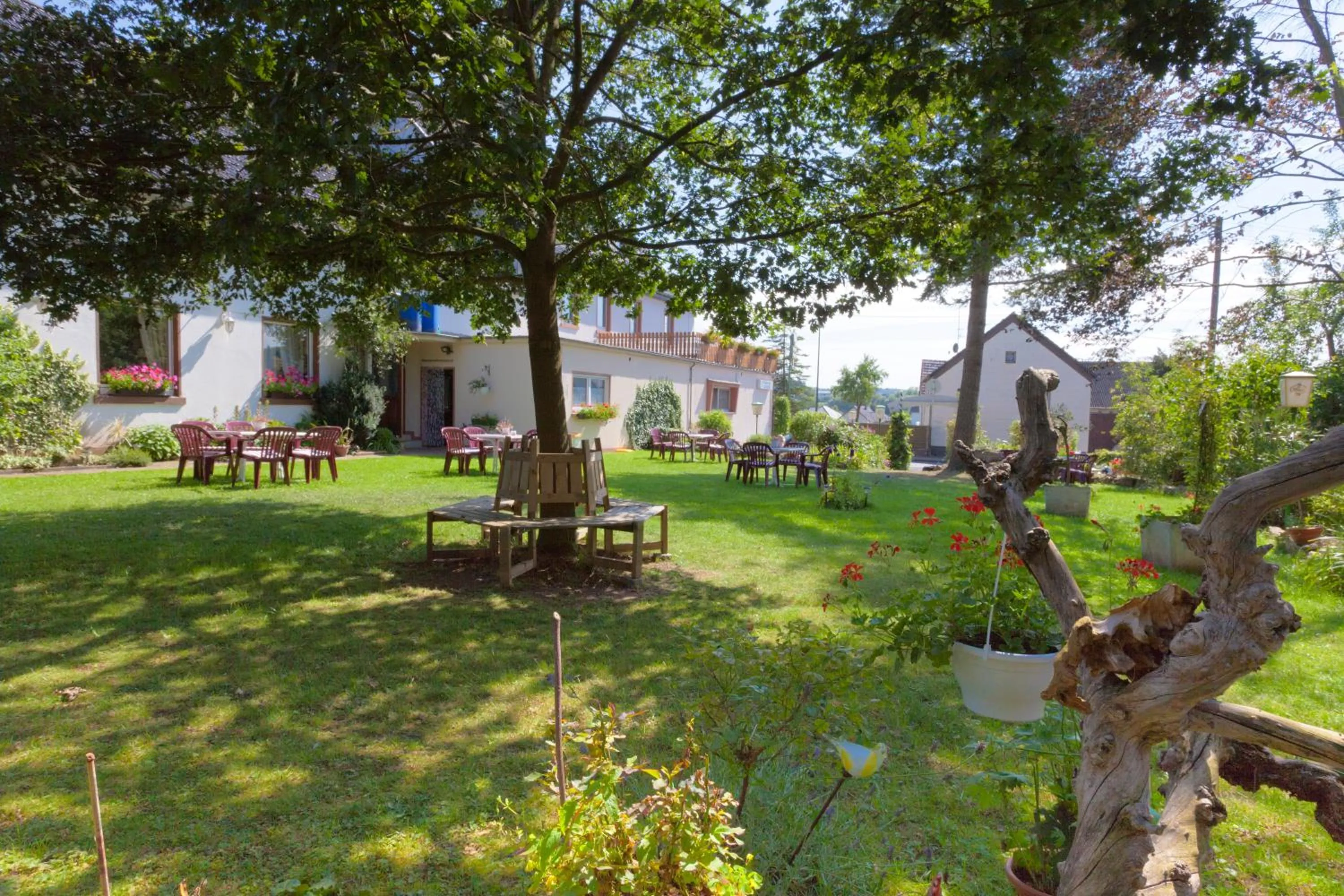Garden in Hotel-Restaurant Birgeler Hof