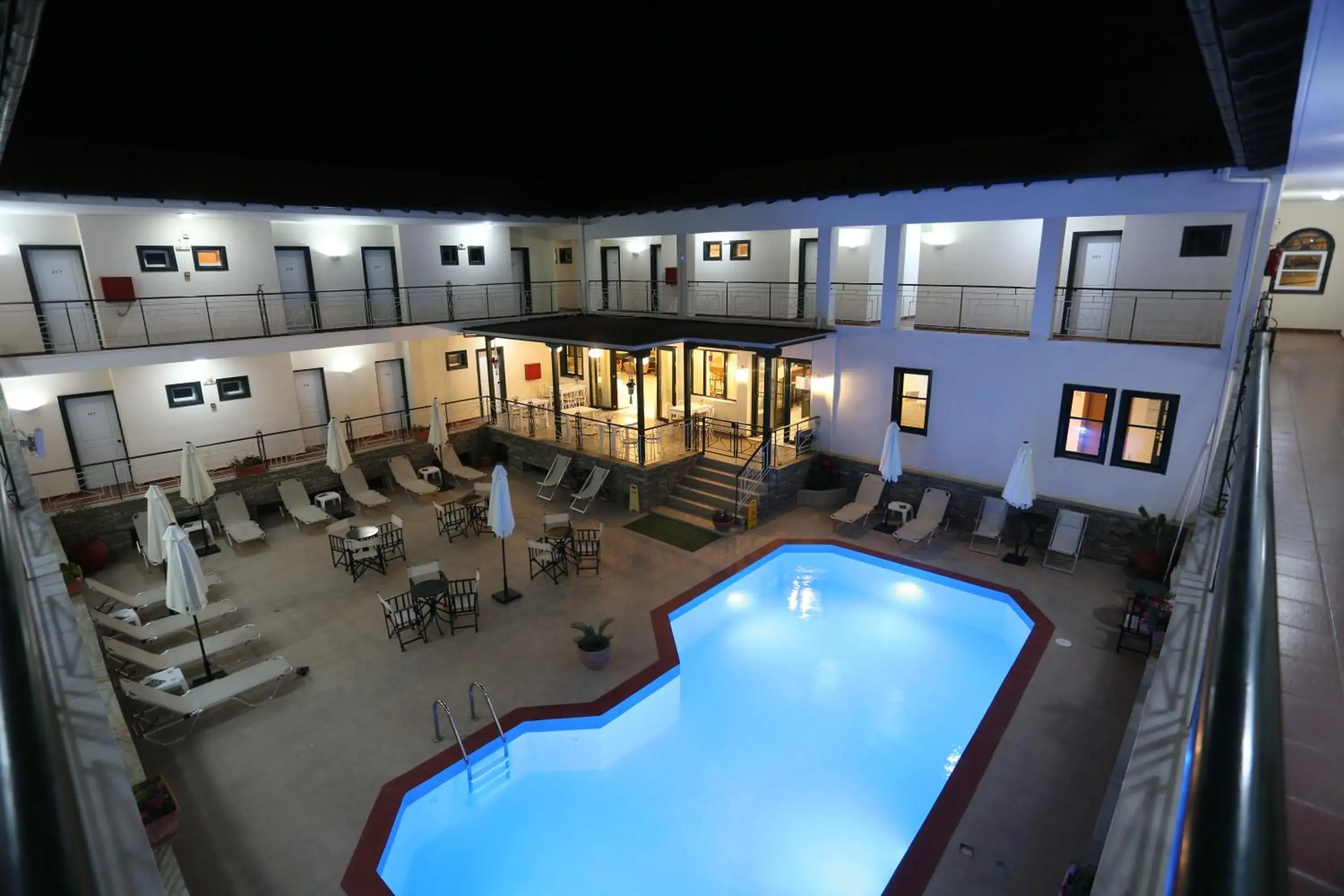 Swimming pool in Sun Hotel Swimming pool in Sun Hotel