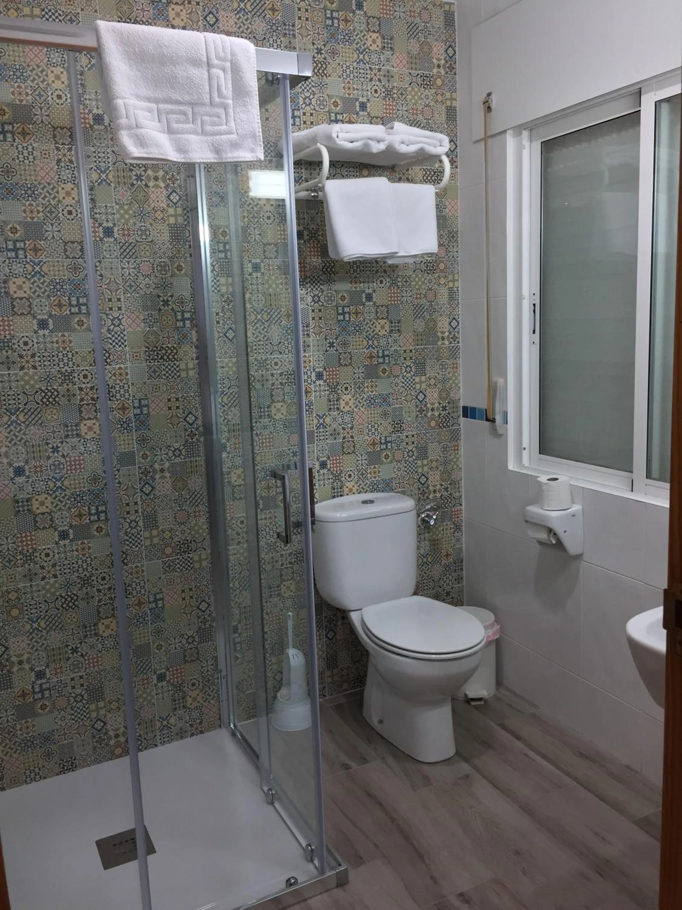 Shower in Hotel La Posada