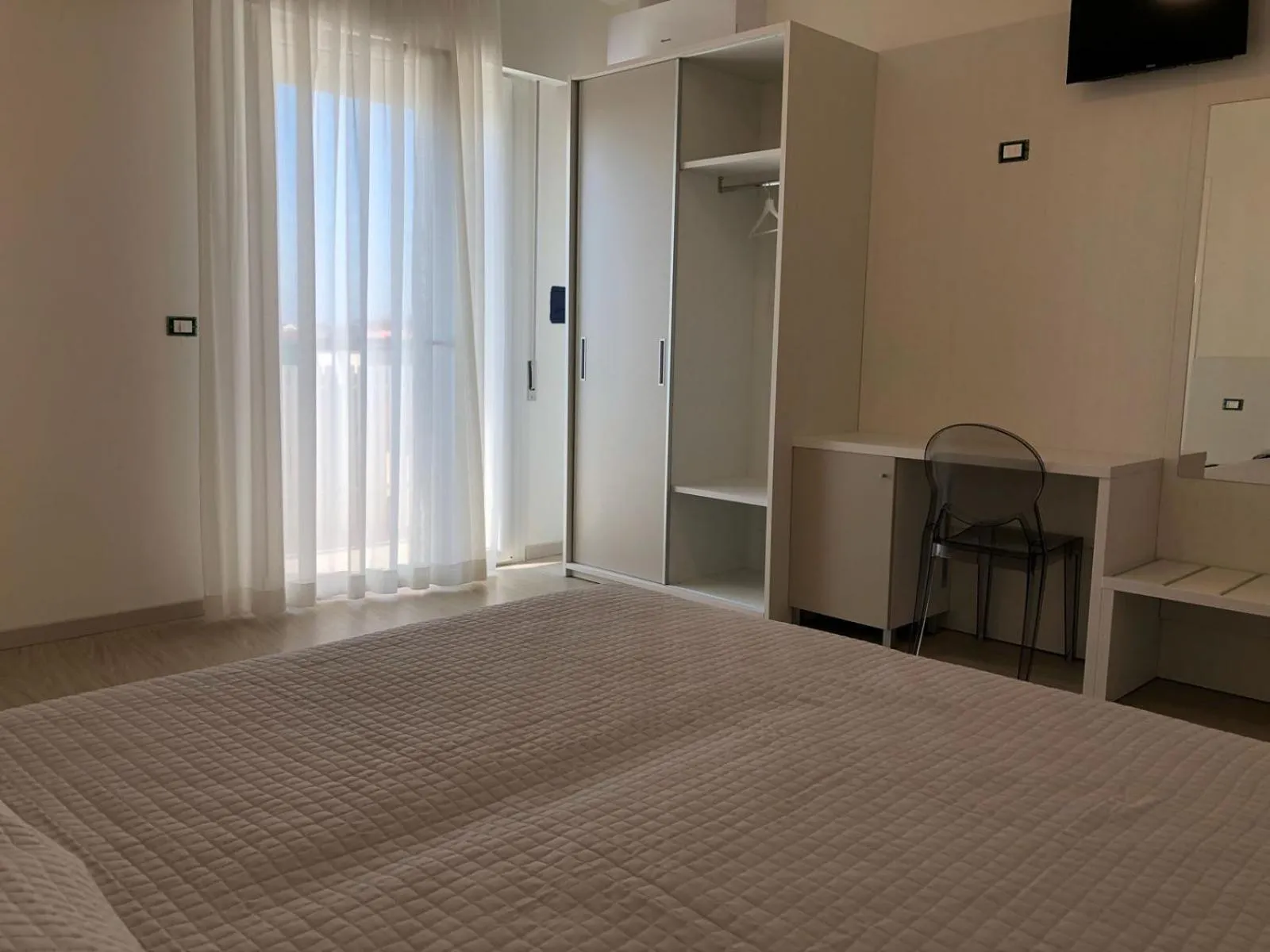 Bed in Hotel Portofino