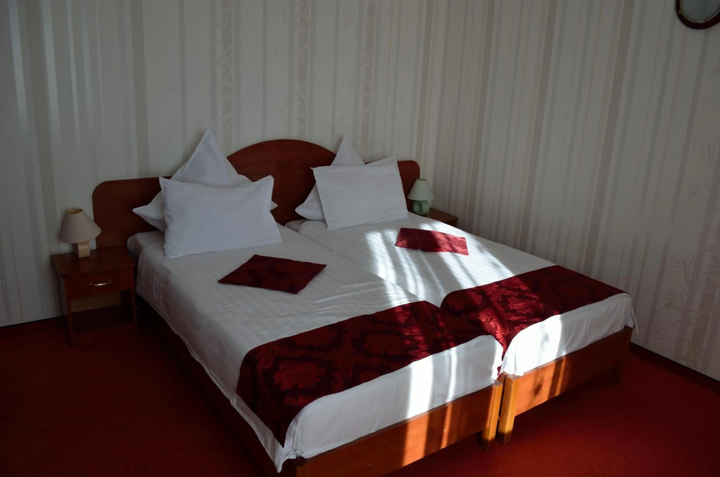 Bed in Hotel Rusu