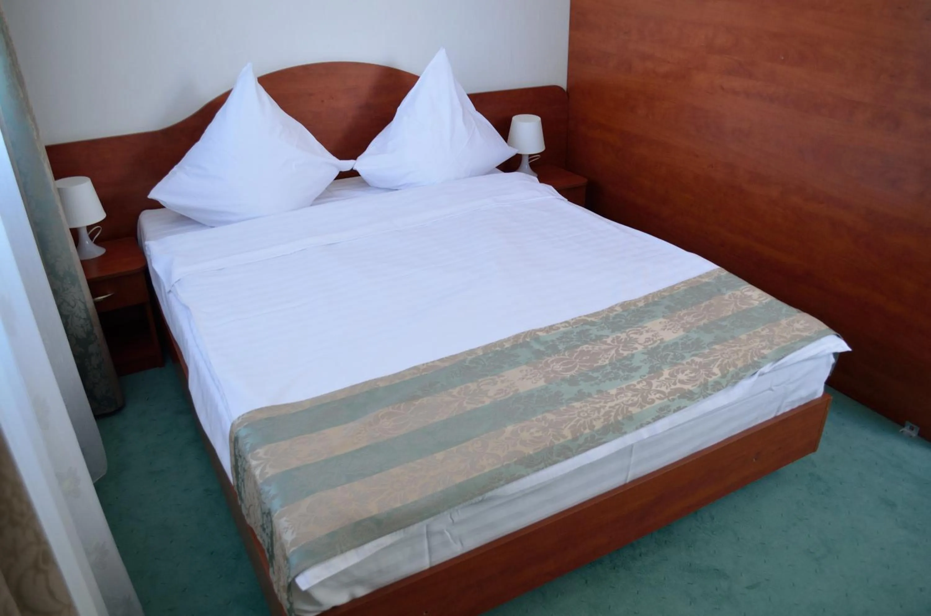 Bed in Hotel Rusu