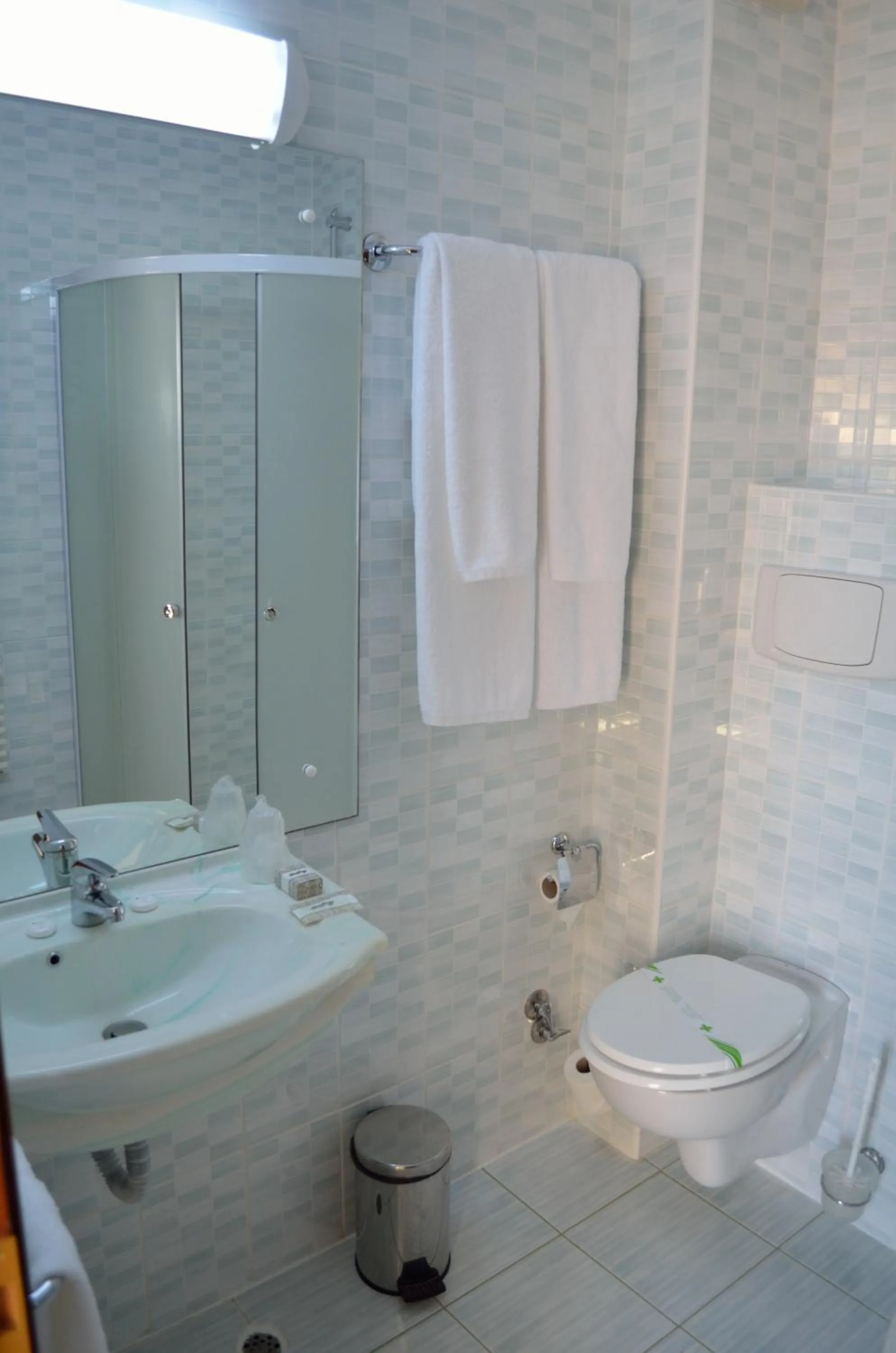 Bathroom in Hotel Rusu