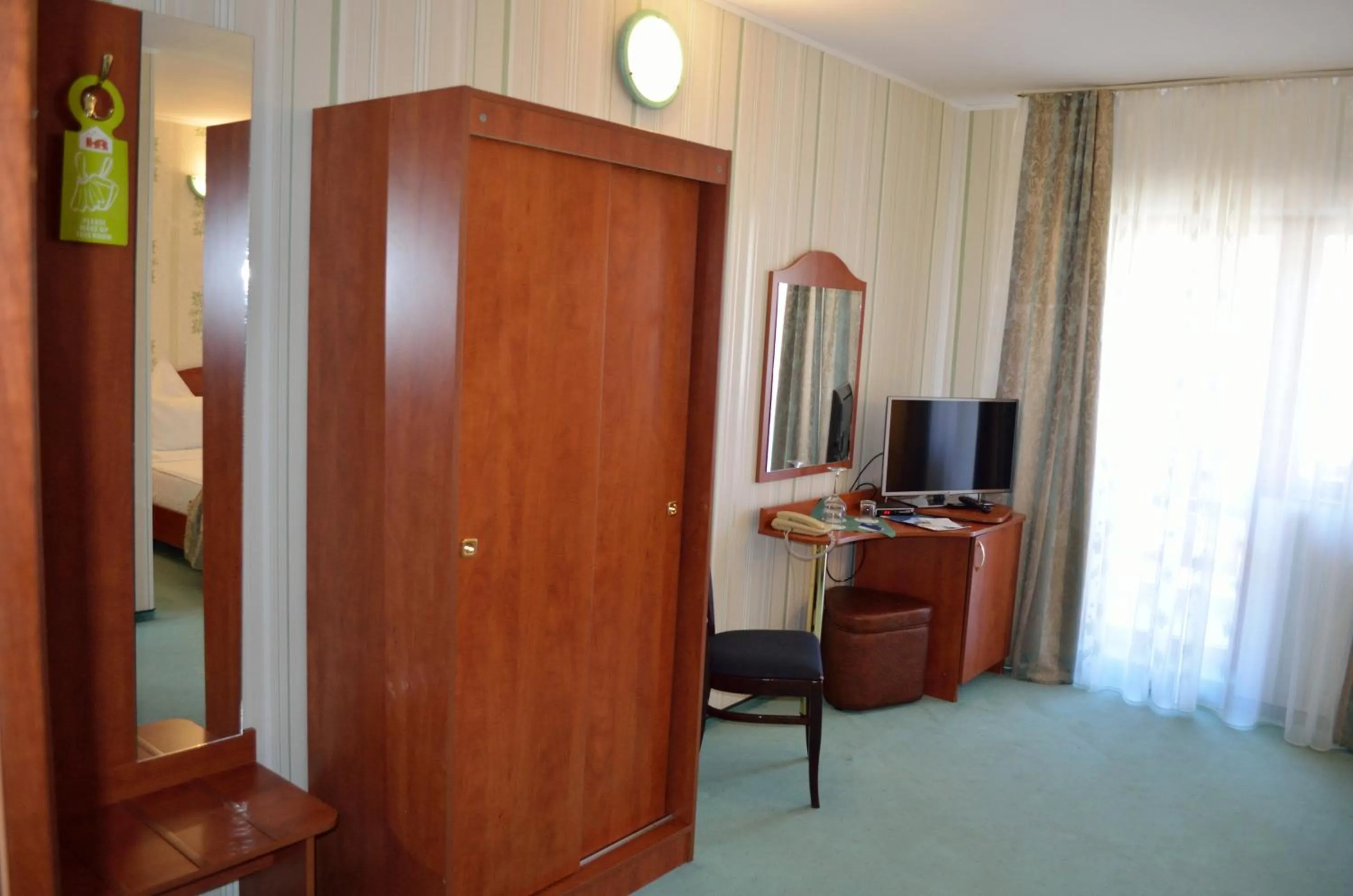 Photo of the whole room in Hotel Rusu