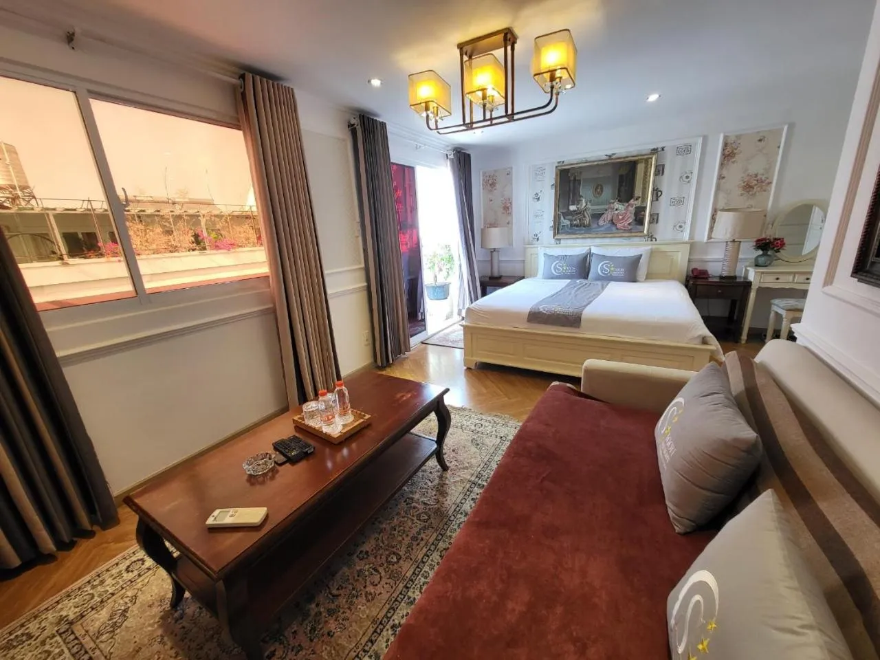 Bed in Saigon By Night Luxury Hotel