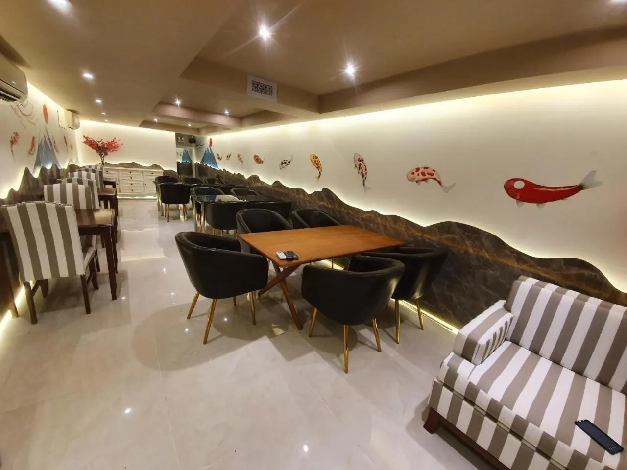 Saigon By Night Luxury Hotel