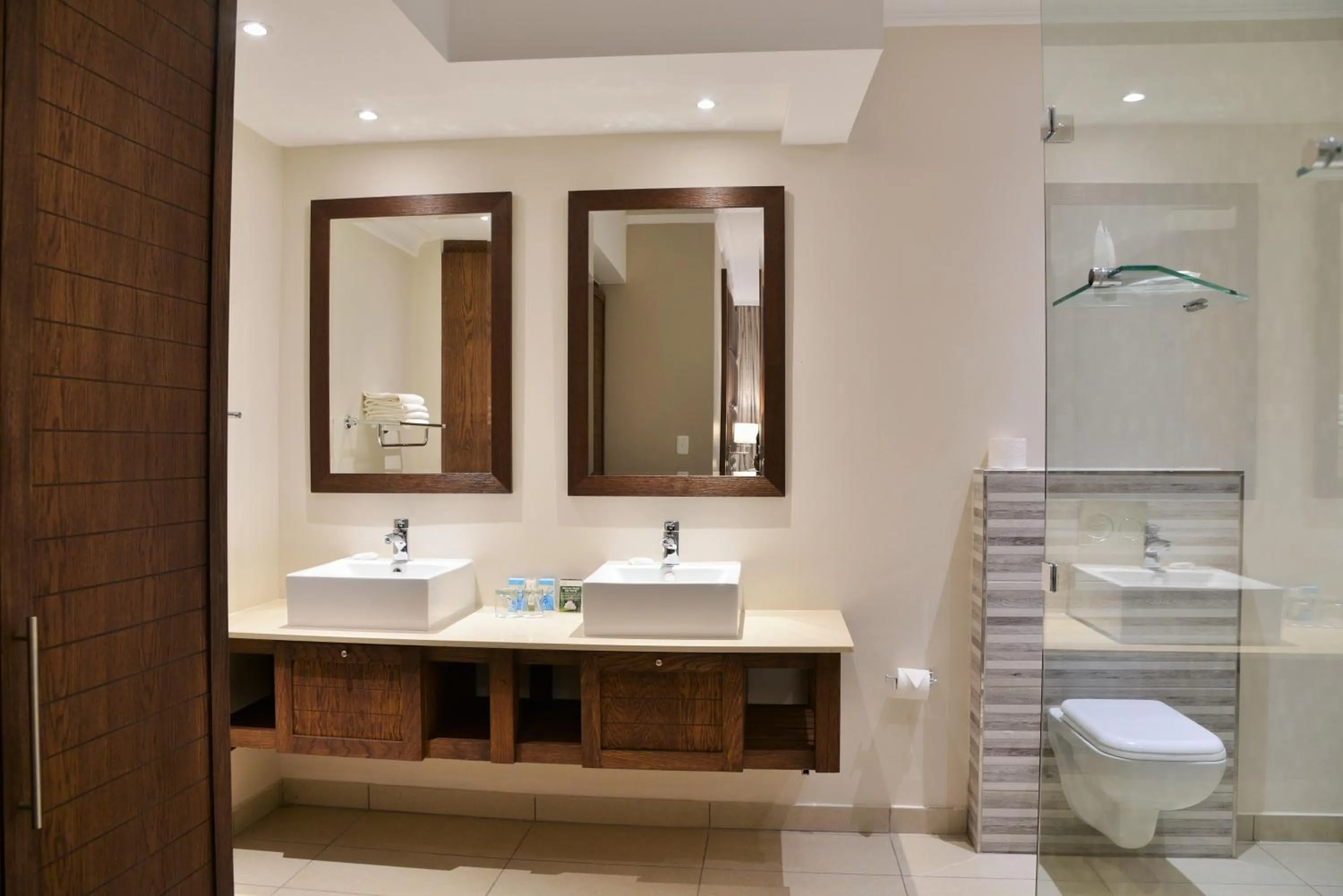 Shower in Premier Resort Sani Pass