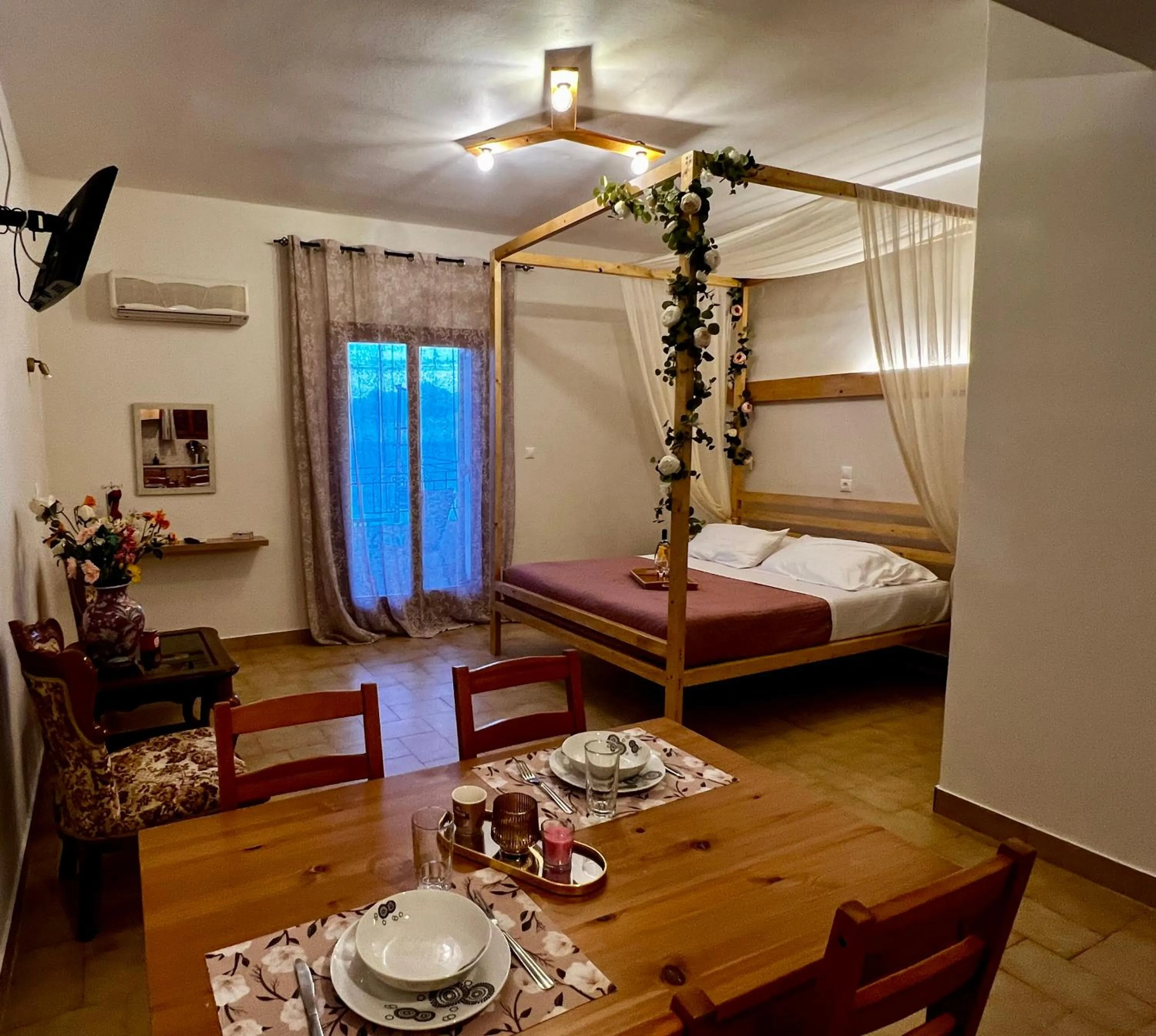 Bed in Ocean Front Studios 77