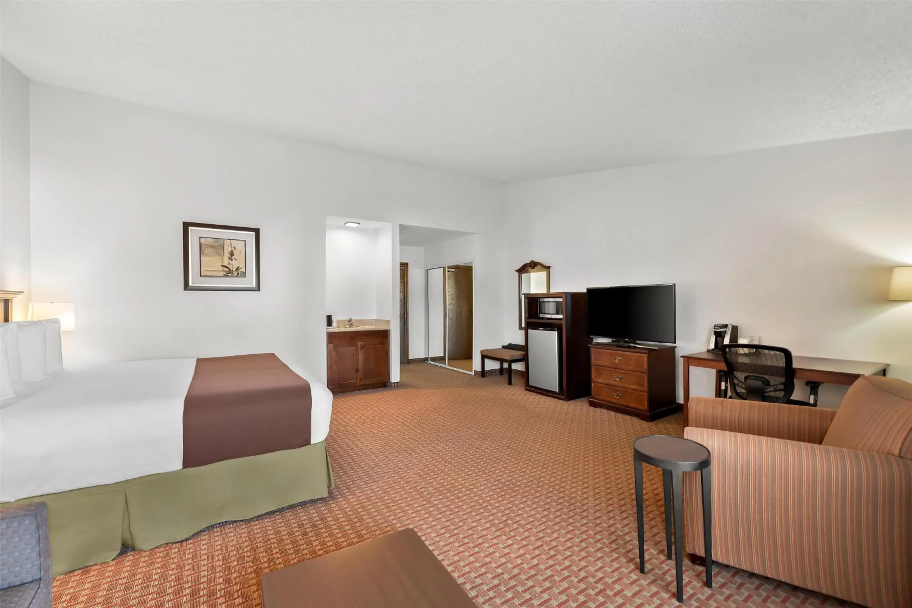 Bedroom, Bed in Best Western Chieftain Inn