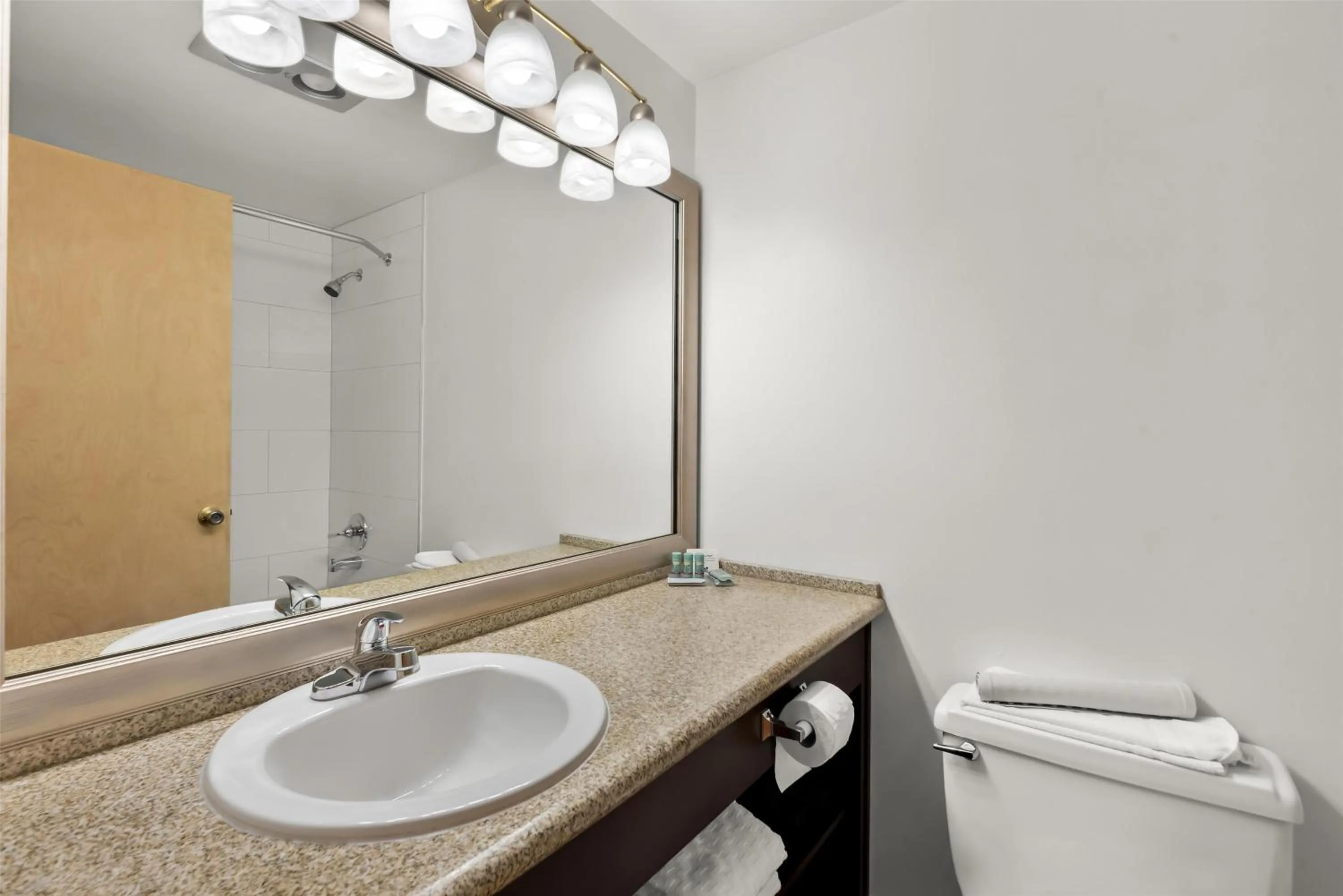 Bathroom in Best Western Chieftain Inn