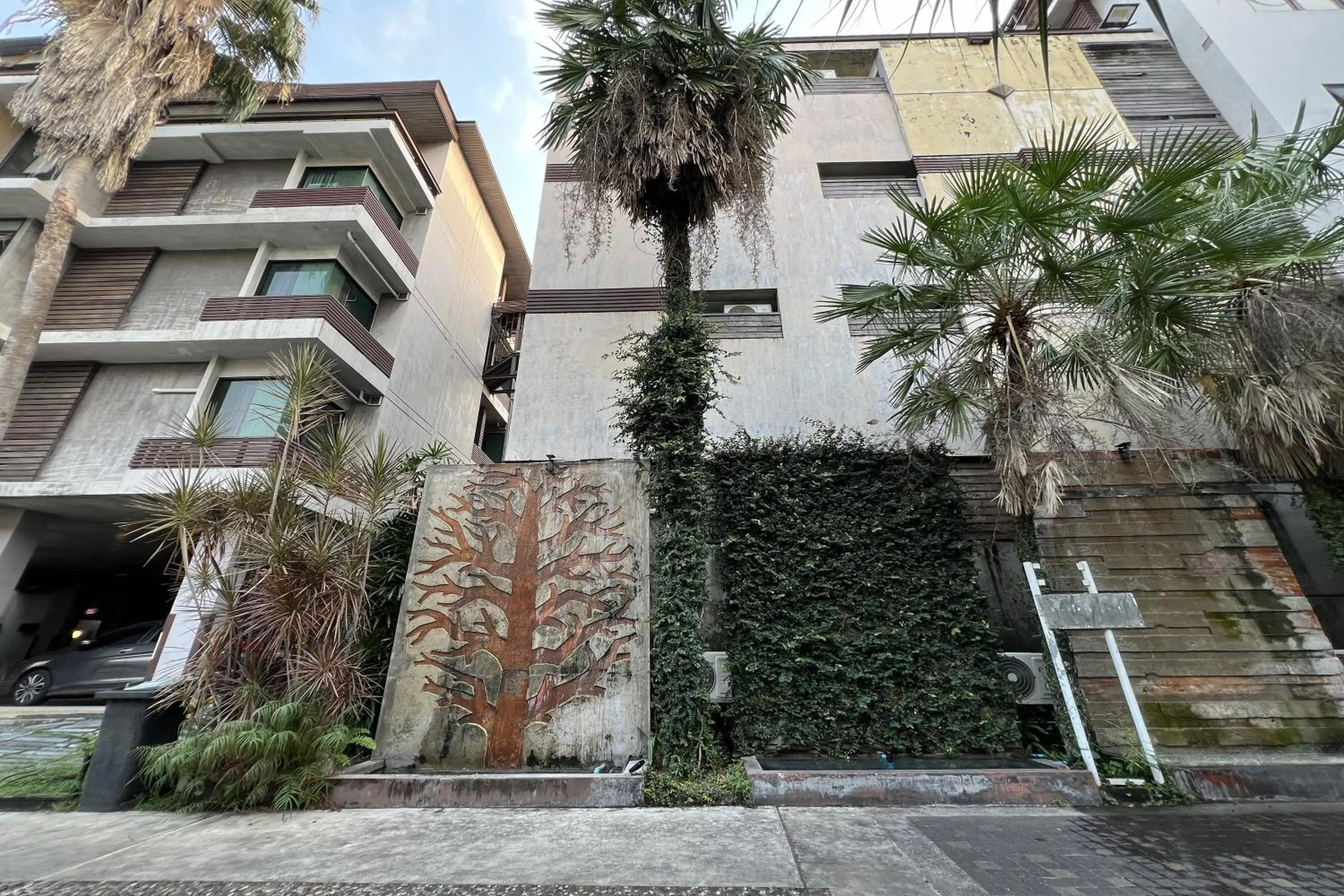 Property building in Eurna Resort Hotel