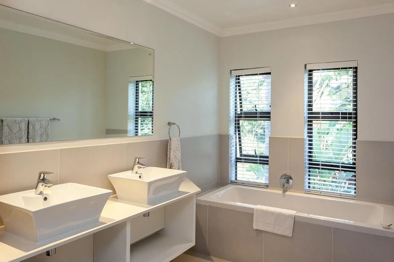 Bathroom in Supertubes Guesthouse