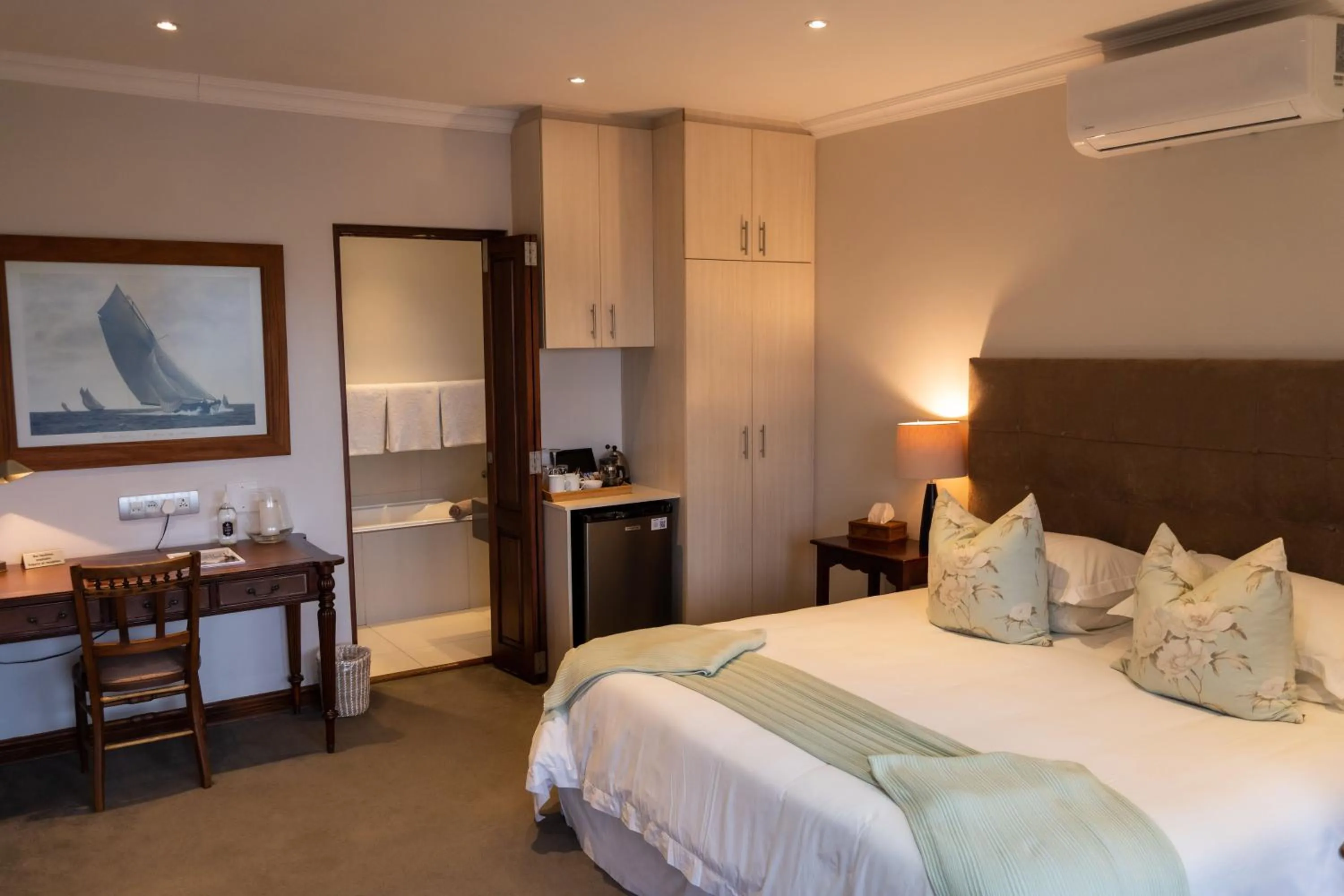 Bedroom, Bed in Supertubes Guesthouse