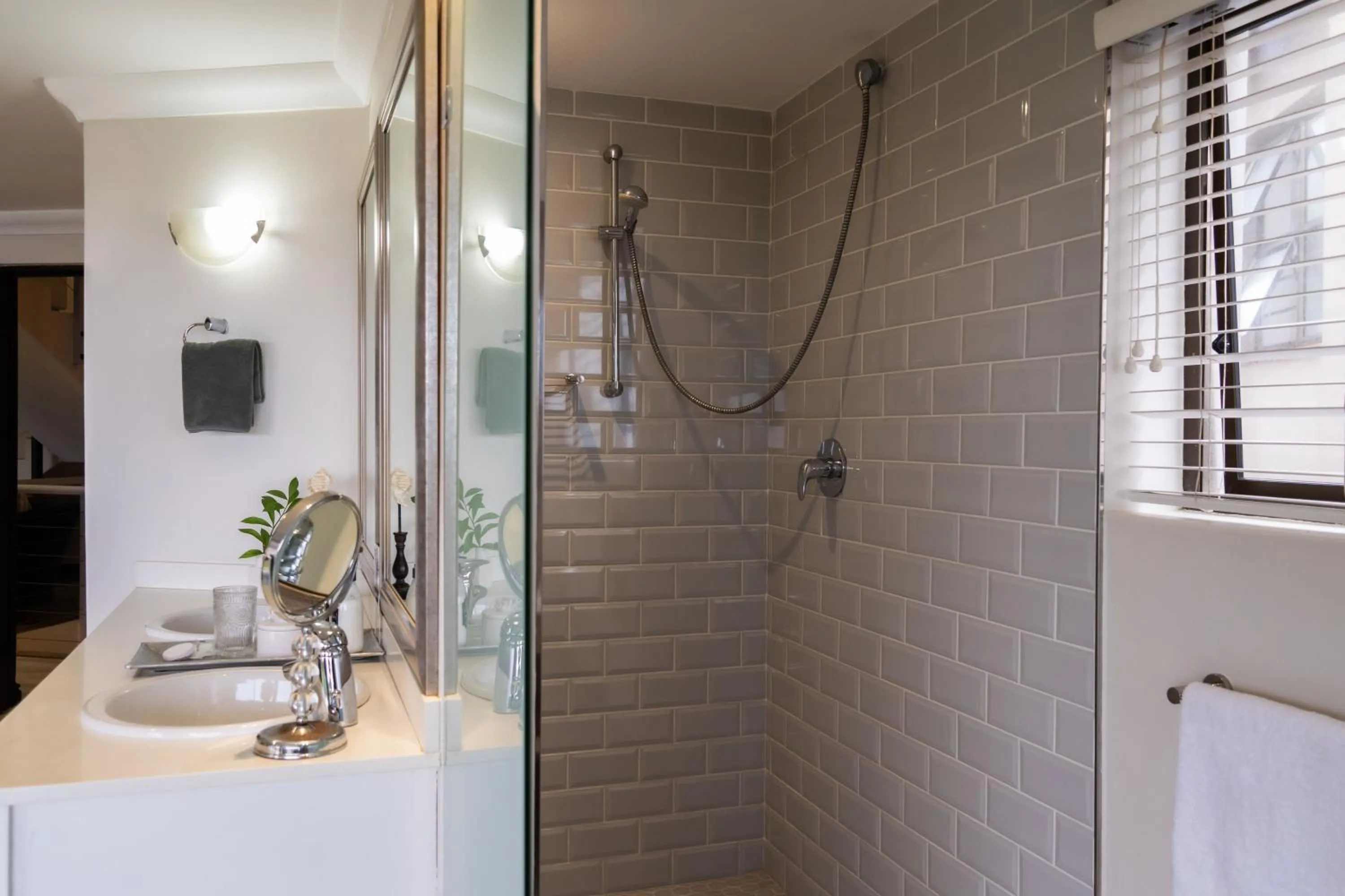 Shower in Supertubes Guesthouse