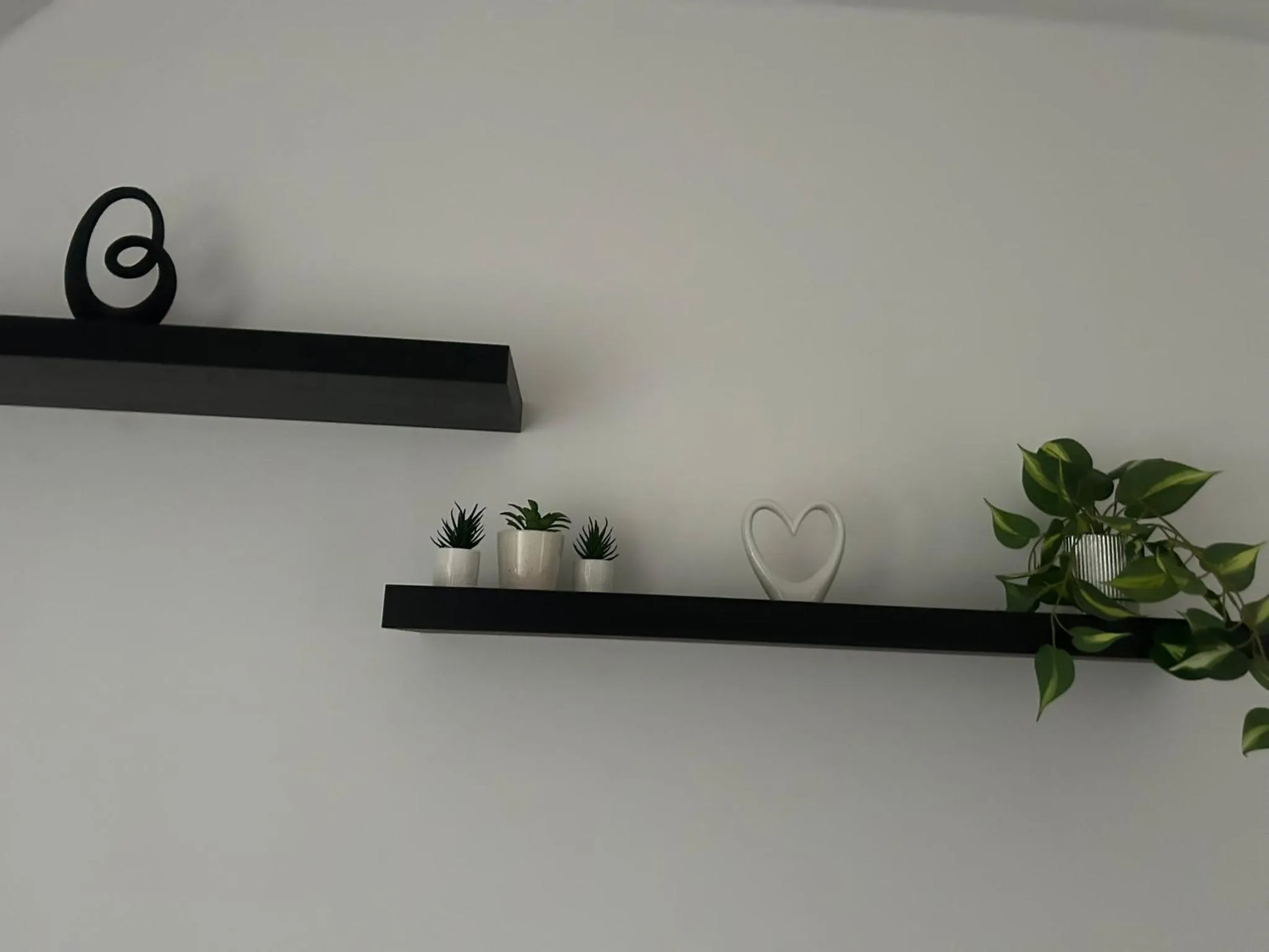 Decorative detail in Romantik Étterem - Panzió