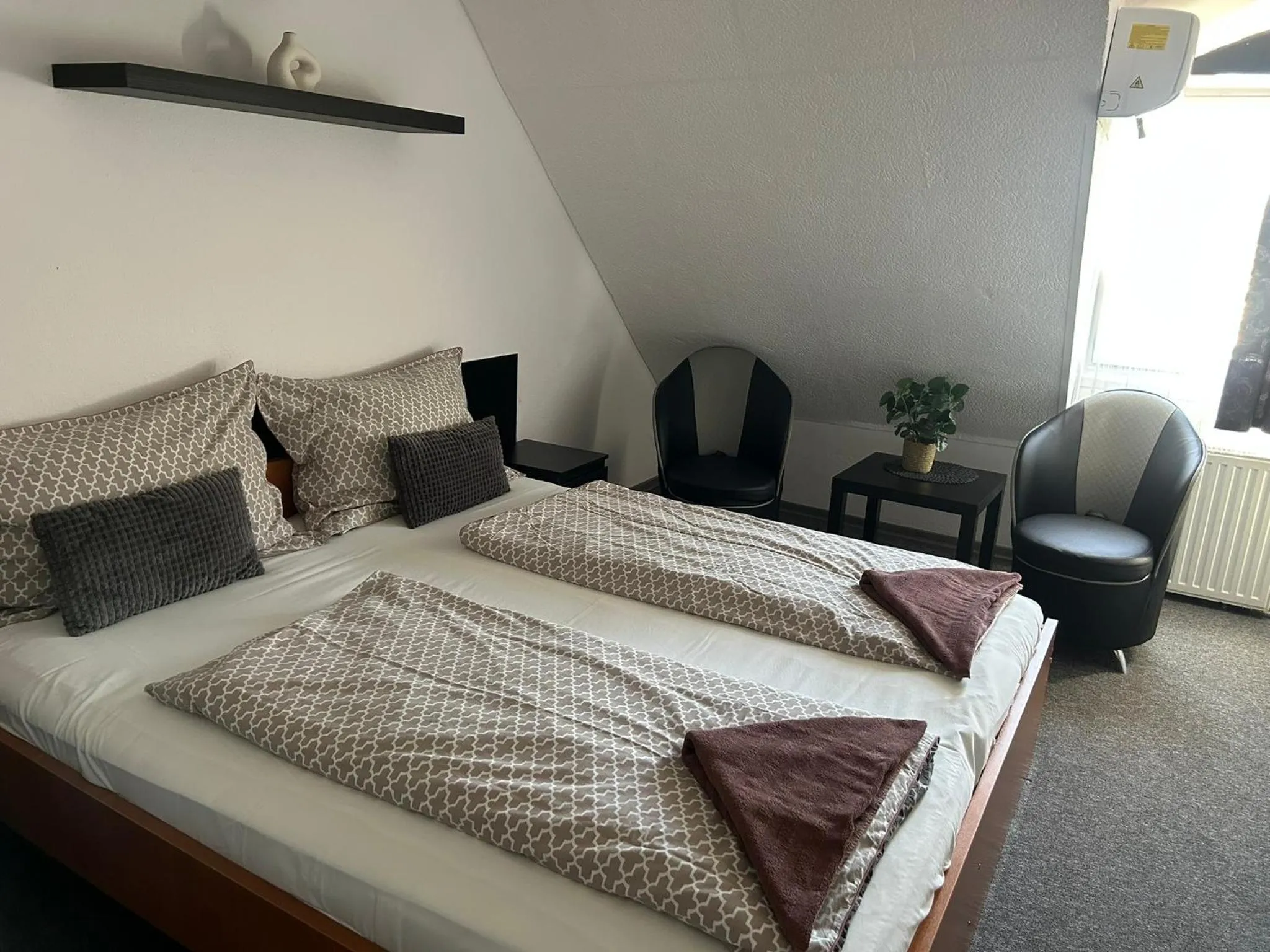 Bed in Romantik Étterem - Panzió