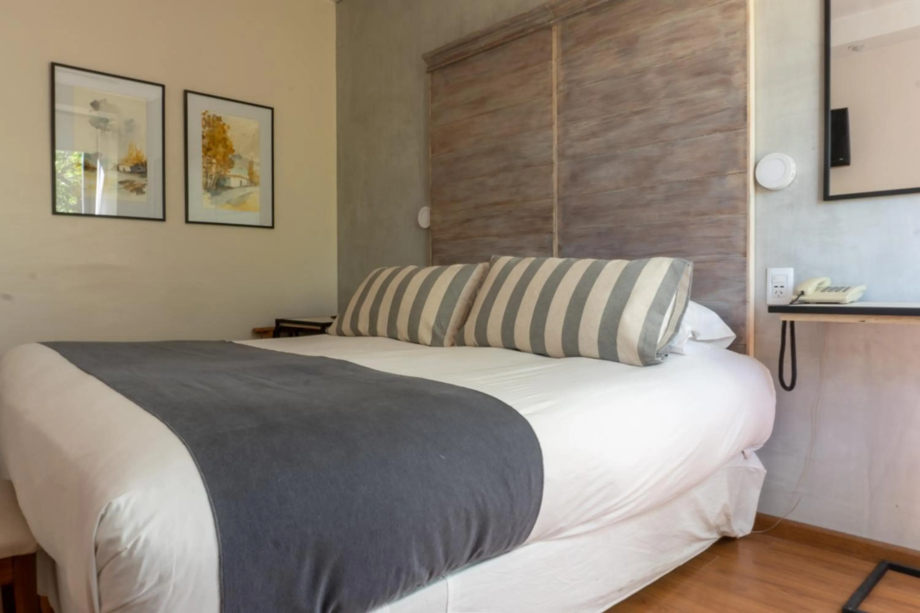 Photo of the whole room, Bed in Hotel Internacional