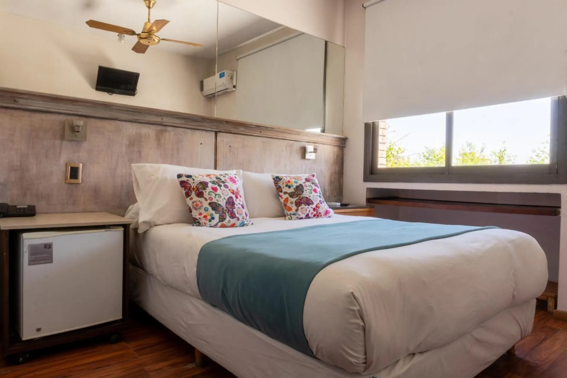 Bedroom, Bed in Hotel Internacional