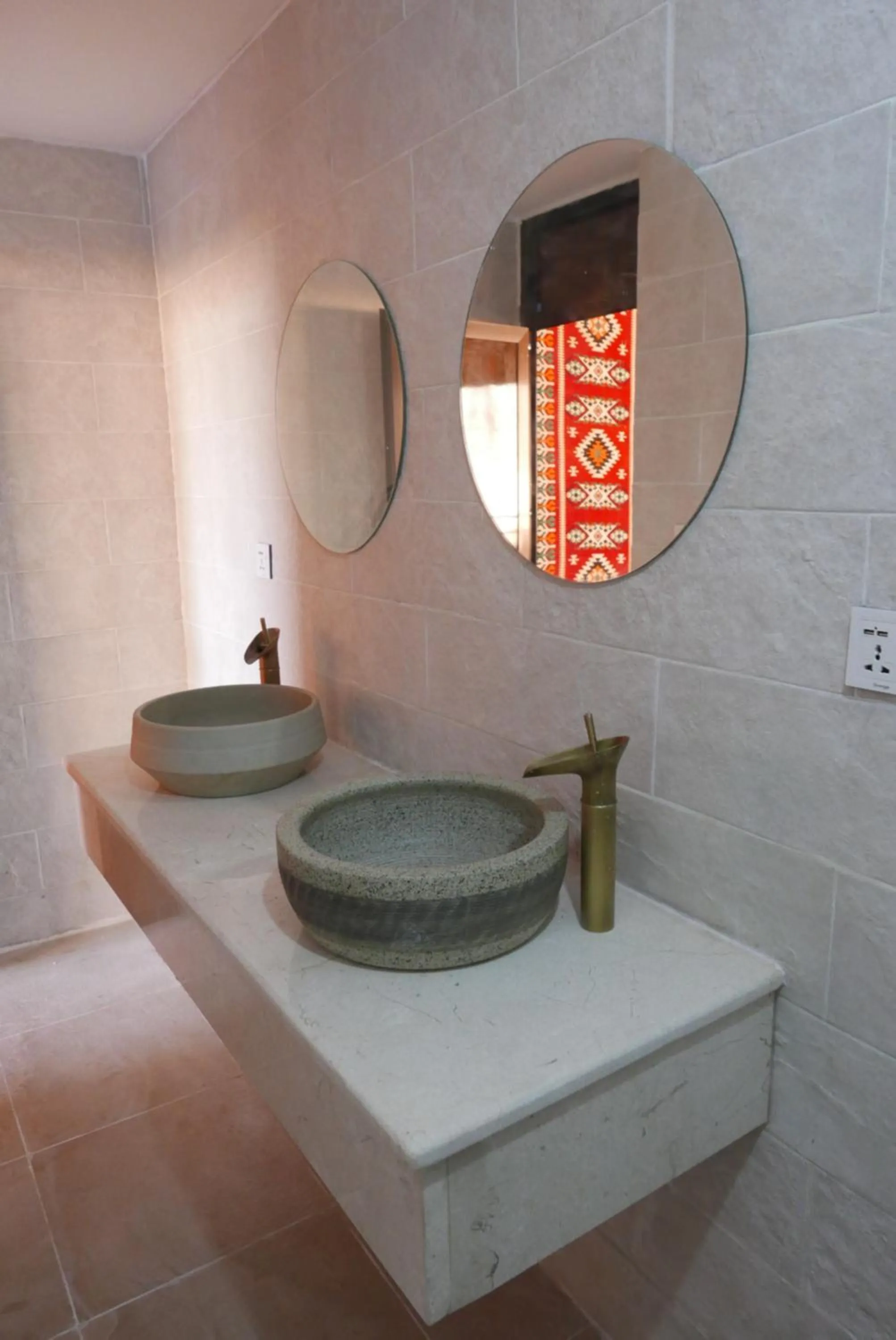 Bathroom in Arabian Nights