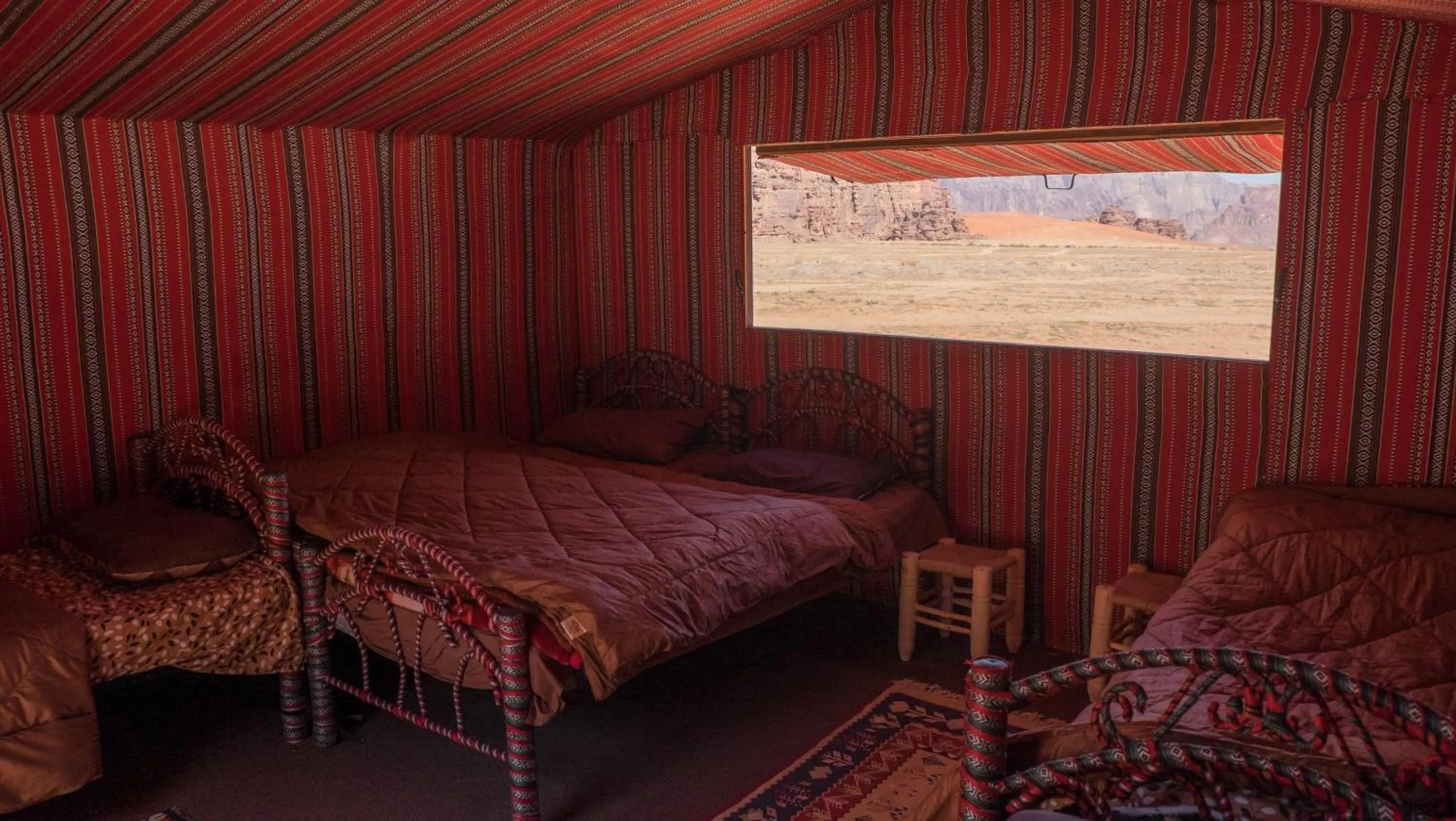 Bedroom, Bed in Arabian Nights