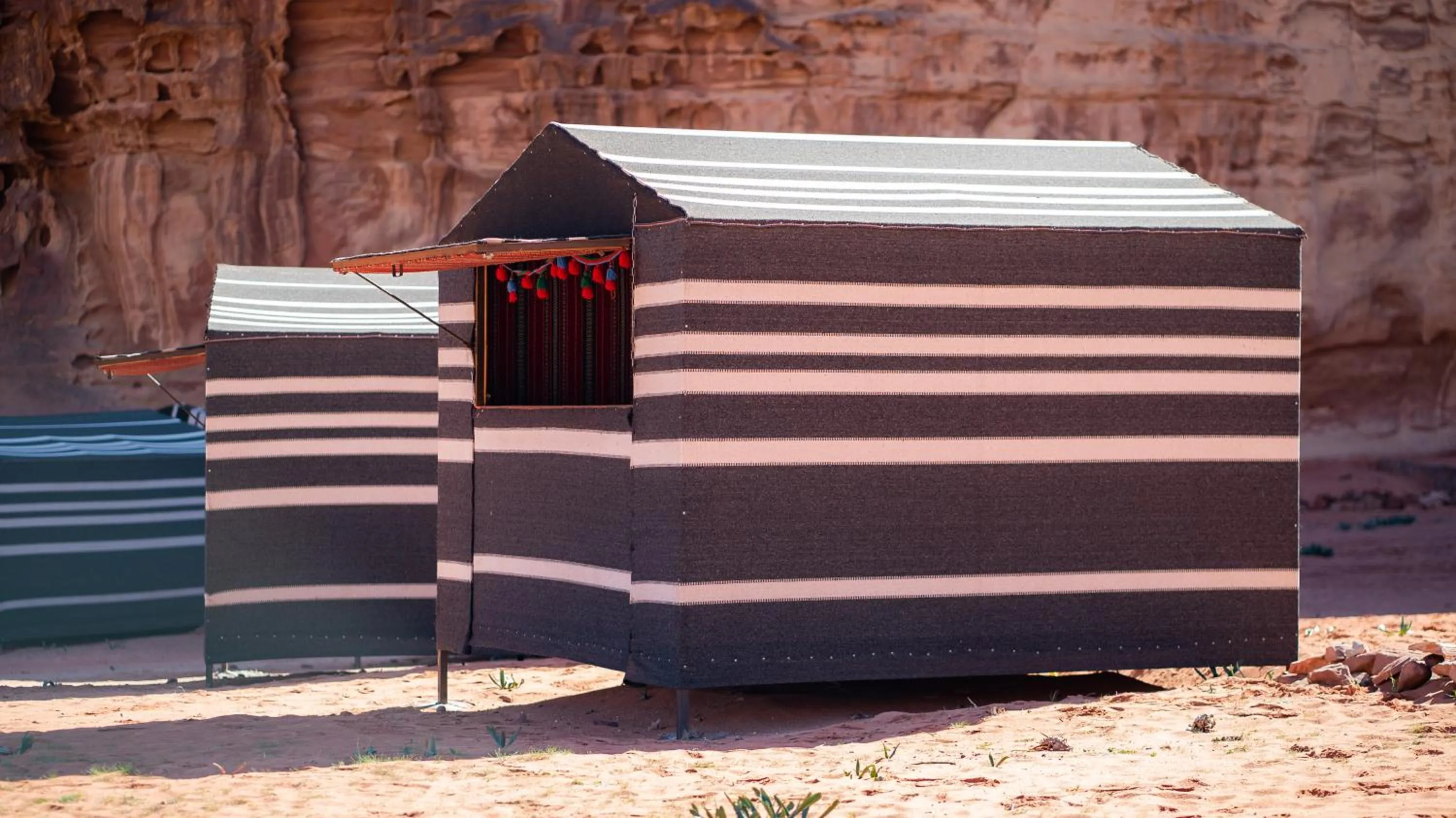 Property building in Arabian Nights