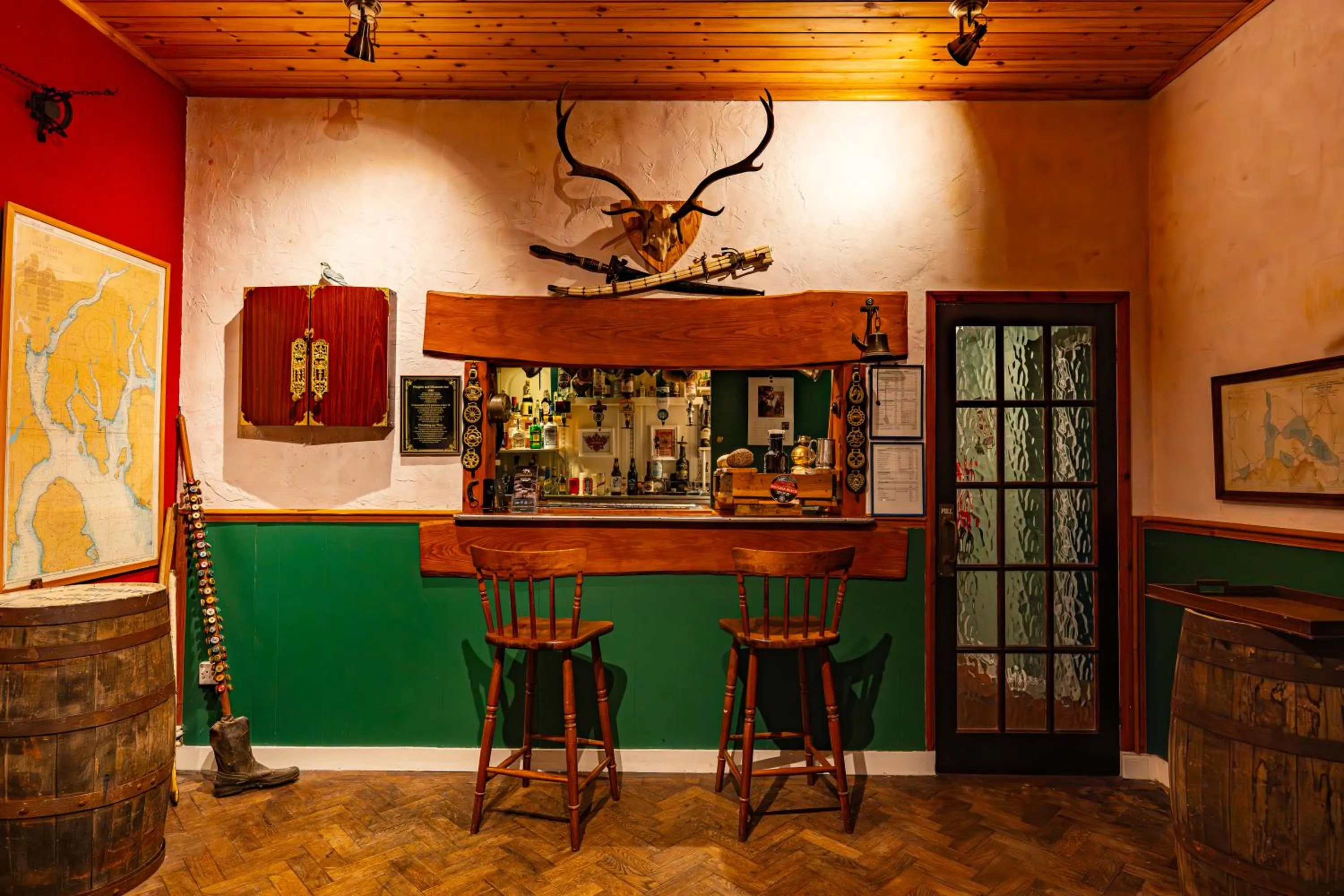 Lounge or bar in Garvault House