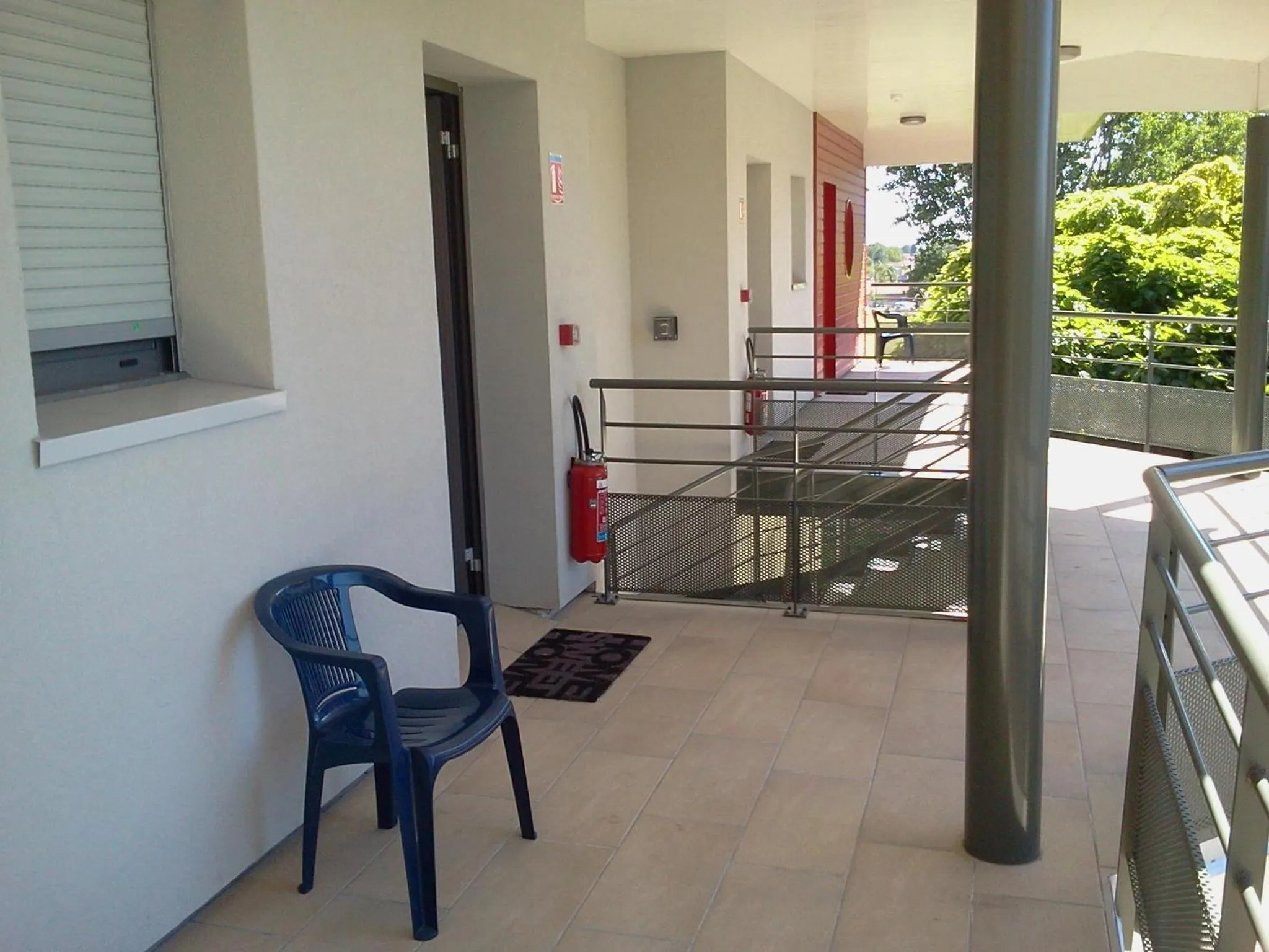 Patio in Logis Hotels - Hôtel et Restaurant Le Relais des Garrigues