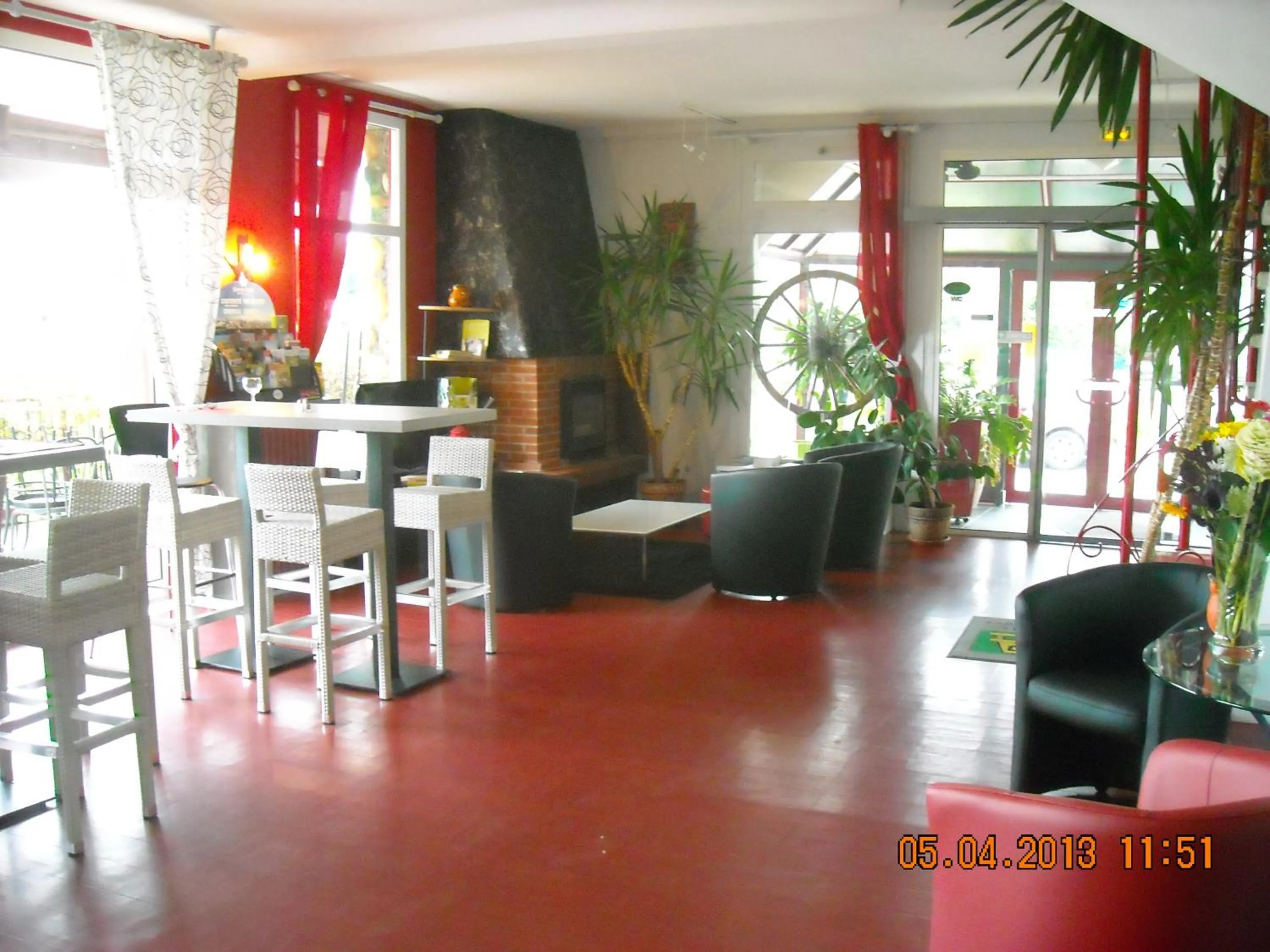 Logis Hotels - Hôtel et Restaurant Le Relais des Garrigues