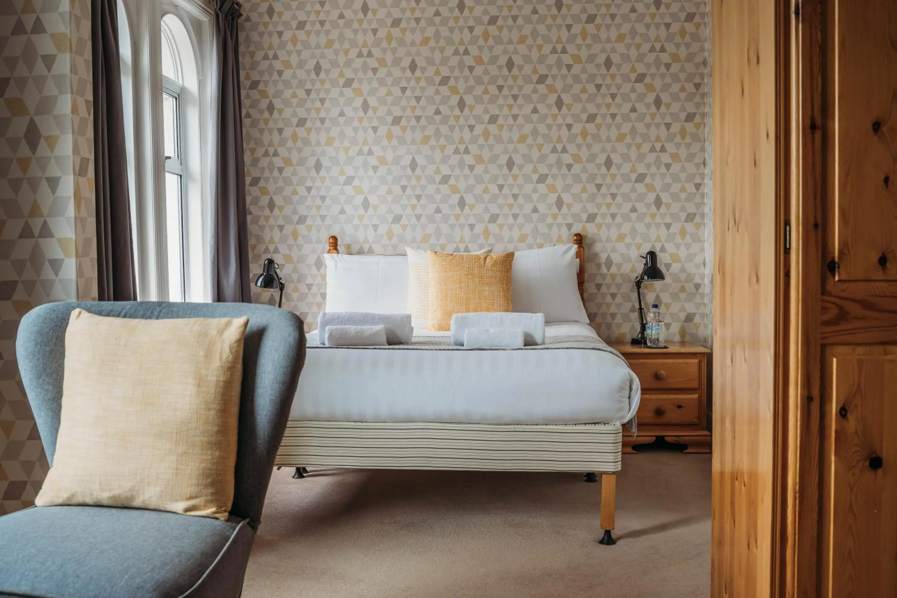 Bed in Three Wells B&B