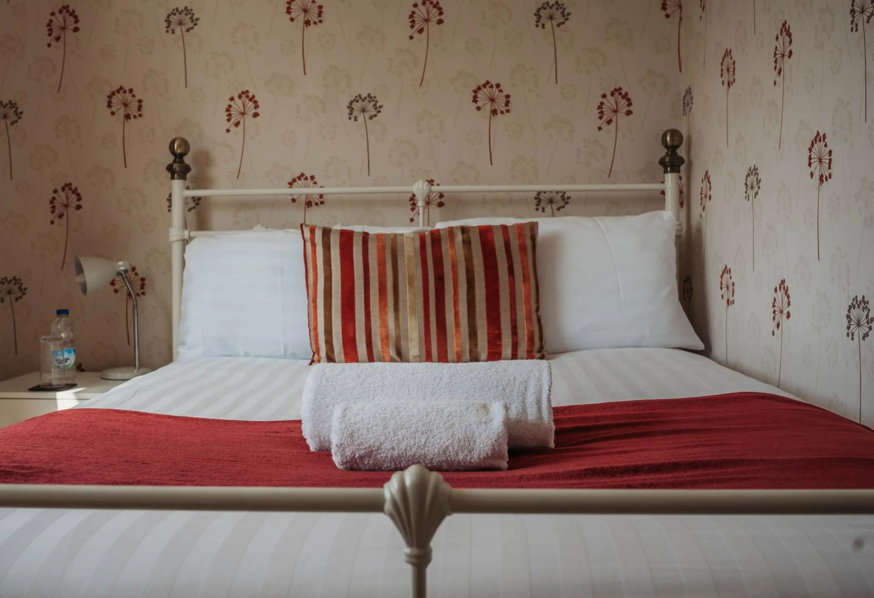 Bed in Three Wells B&B