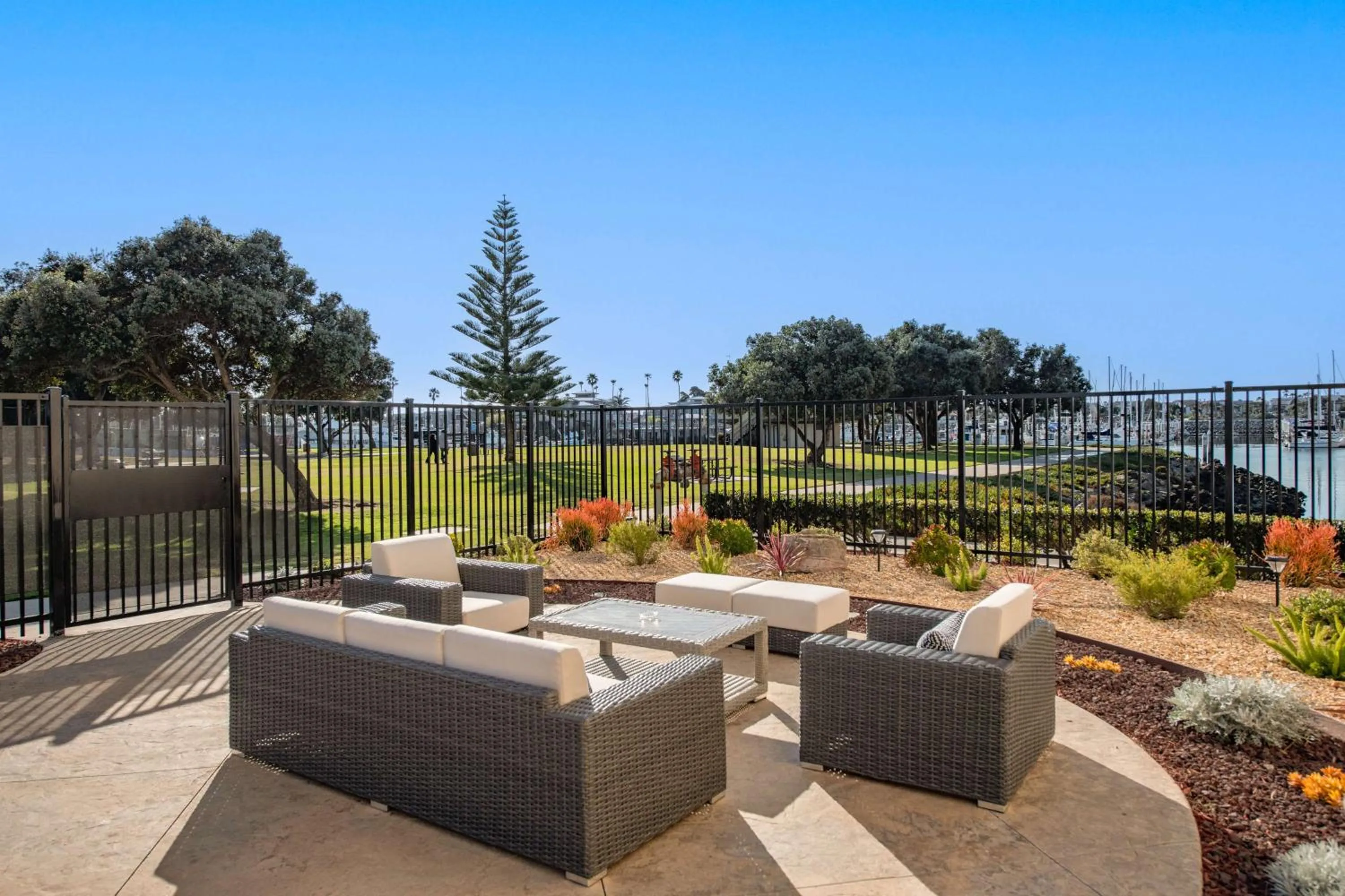 Patio in Hampton Inn Channel Islands Harbor
