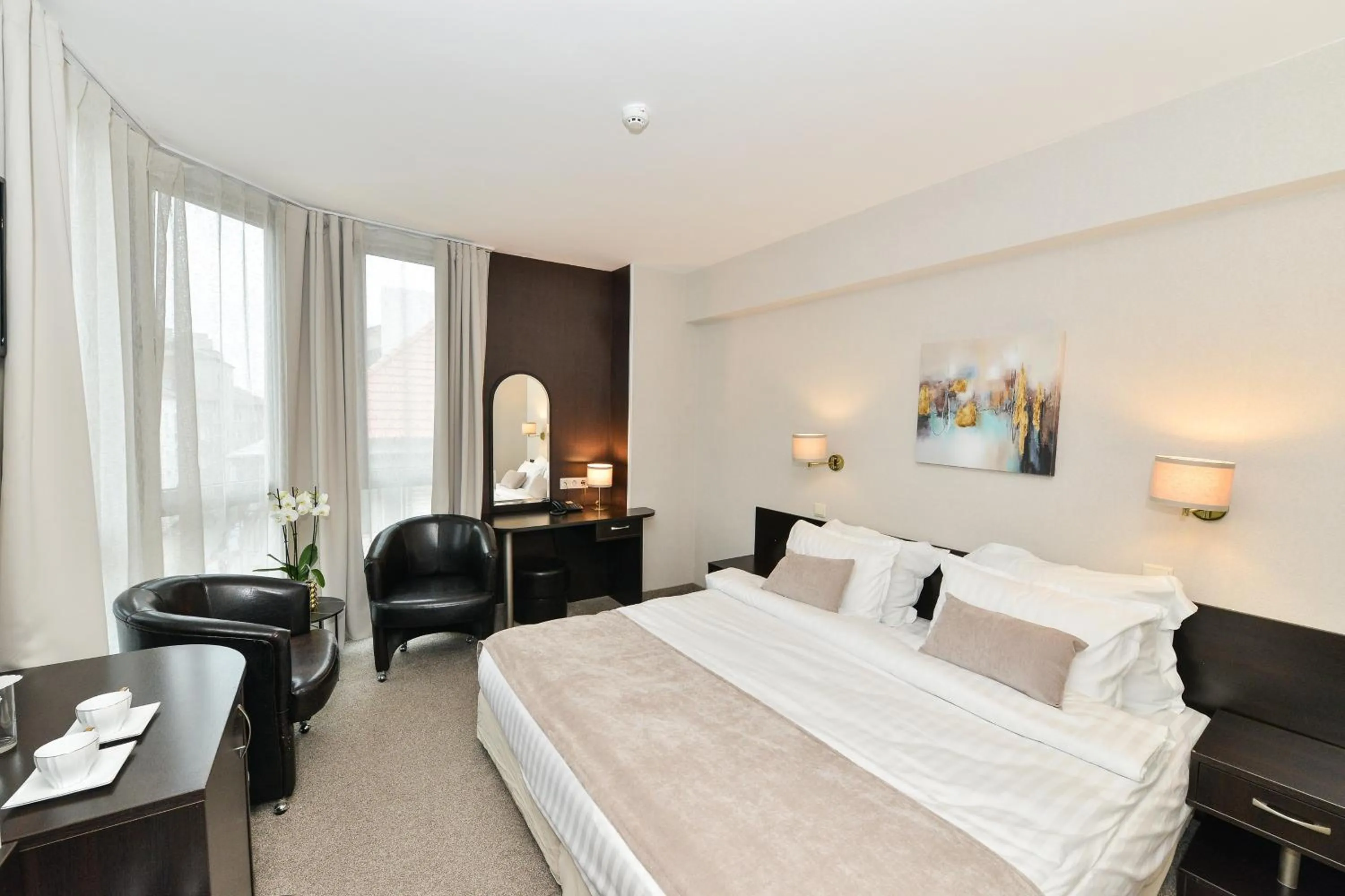 Bed in Art Plaza Hotel