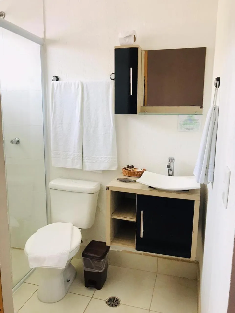 Toilet in Don Marcos Hotel com Restaurante e Pizzaria