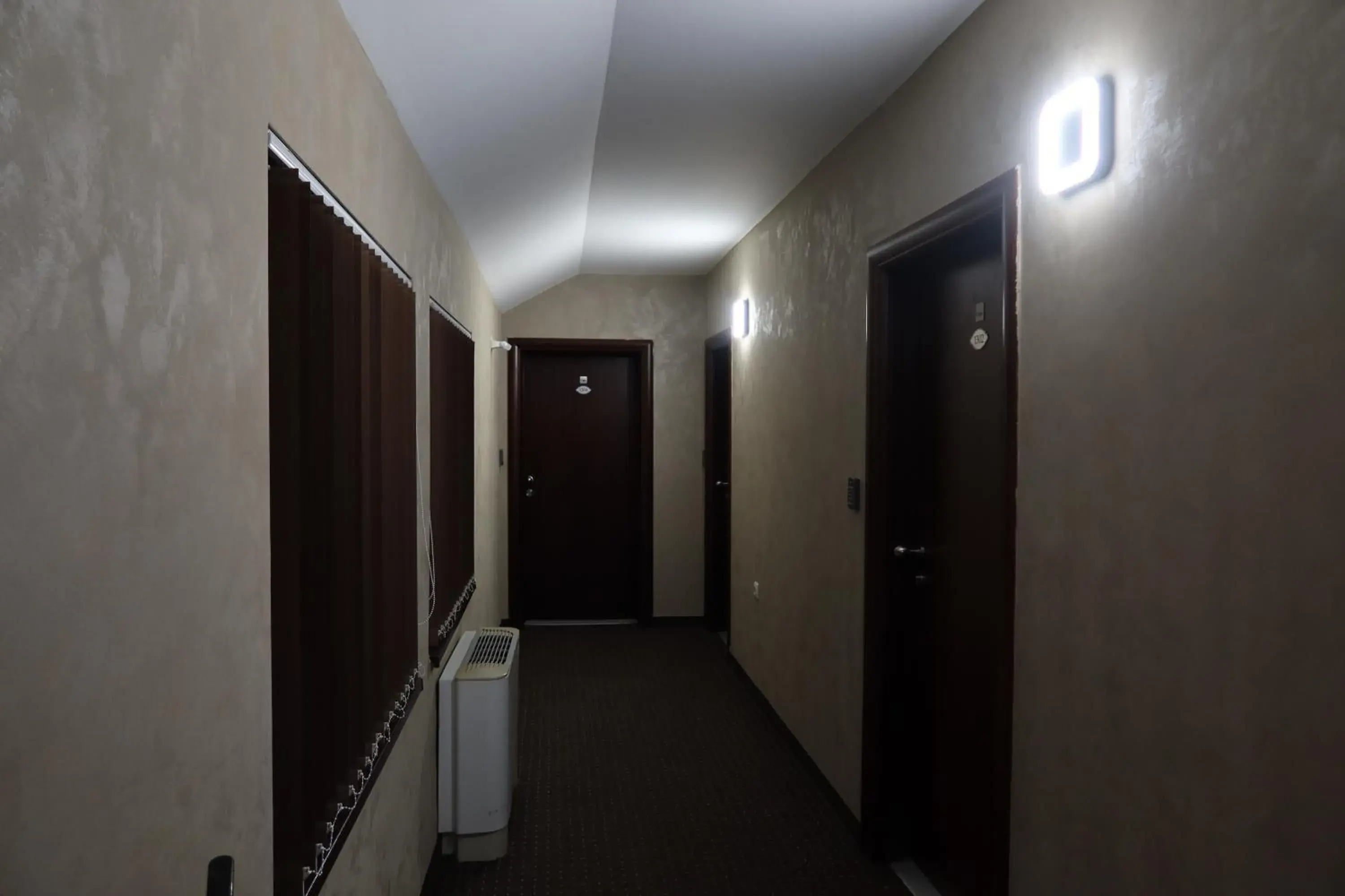 Property building in Hotel Aris Property building in Hotel Aris