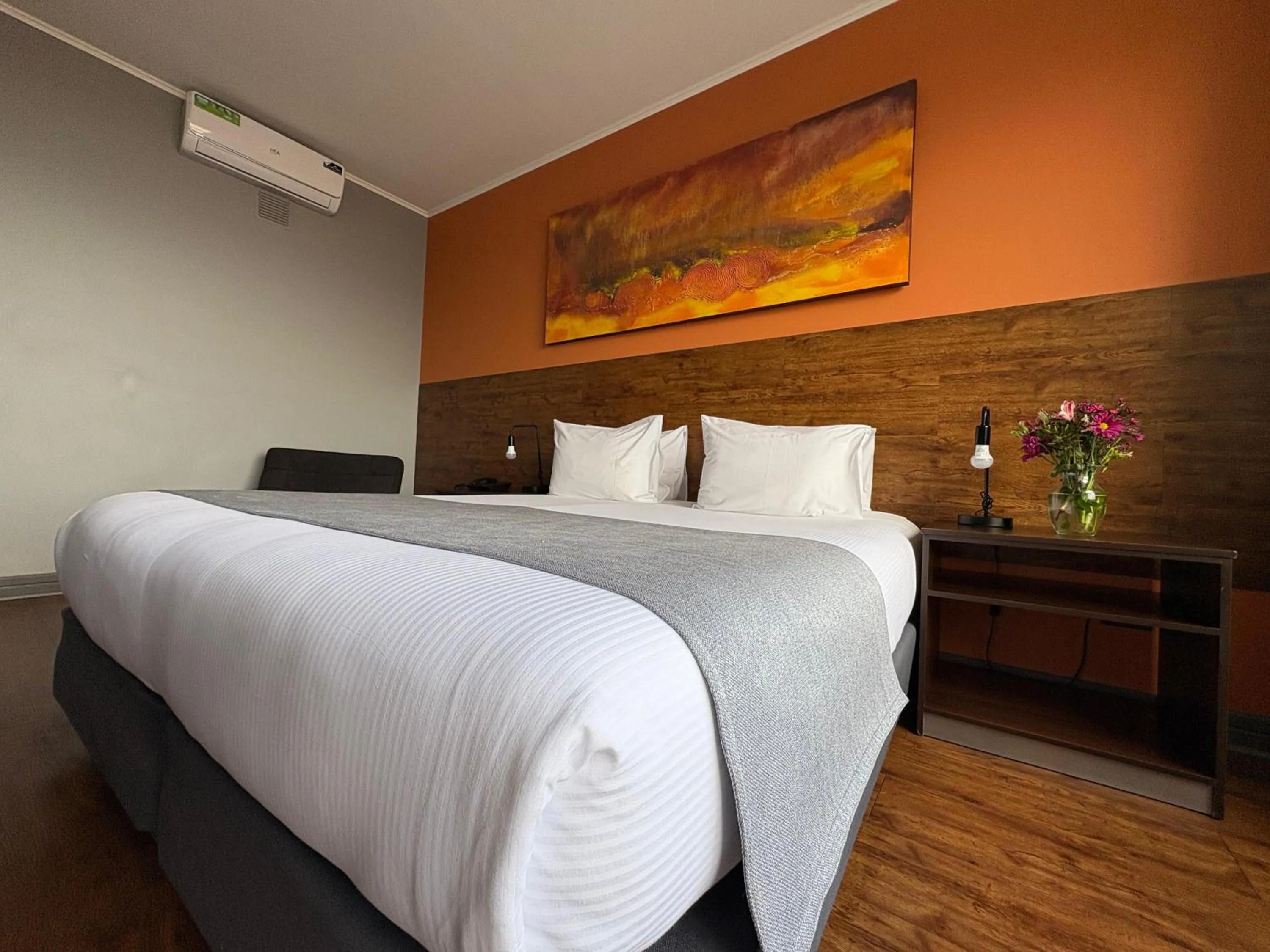 Photo of the whole room, Bed in Gran Cavancha Suite