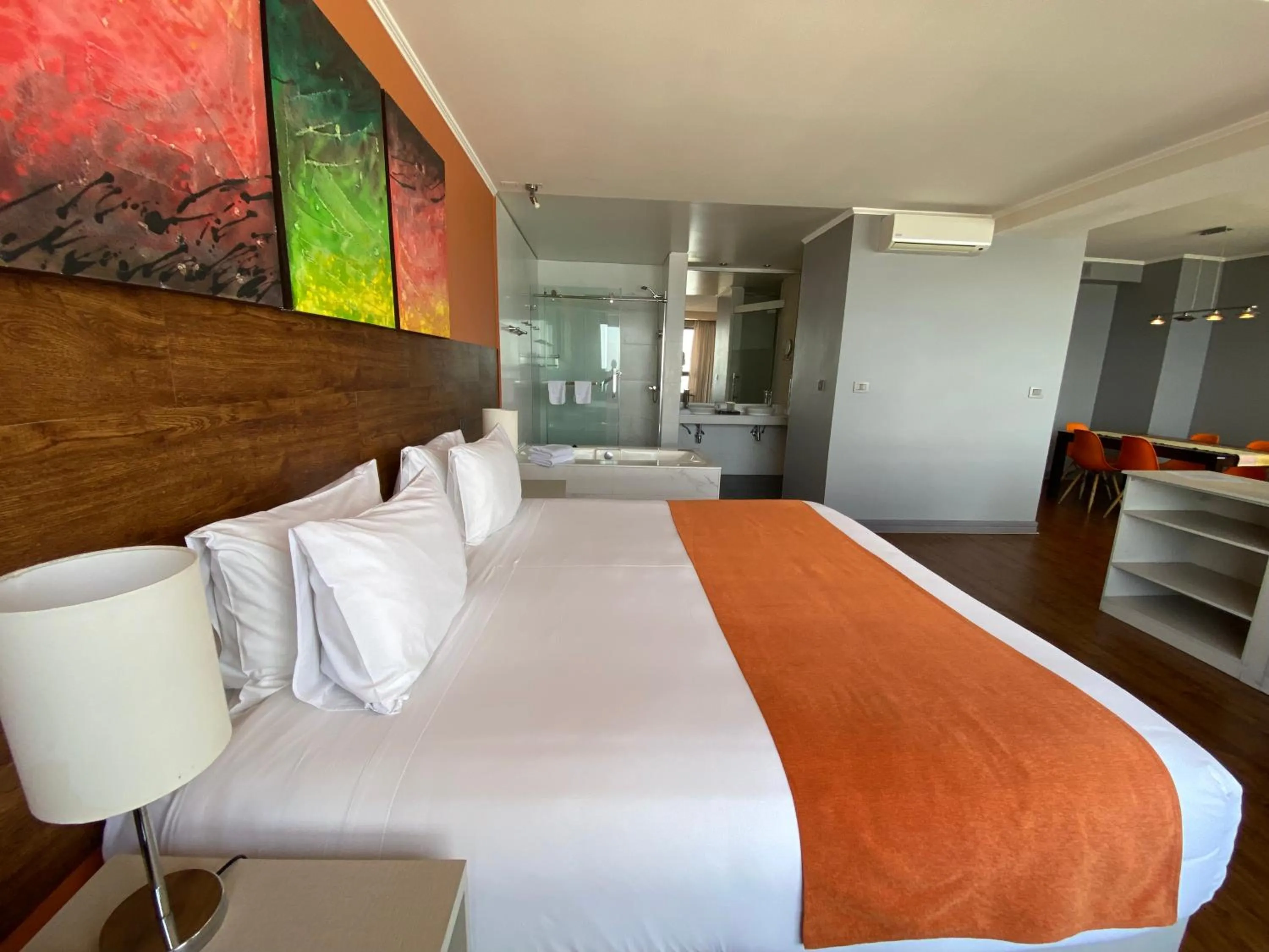 Bed in Gran Cavancha Suite