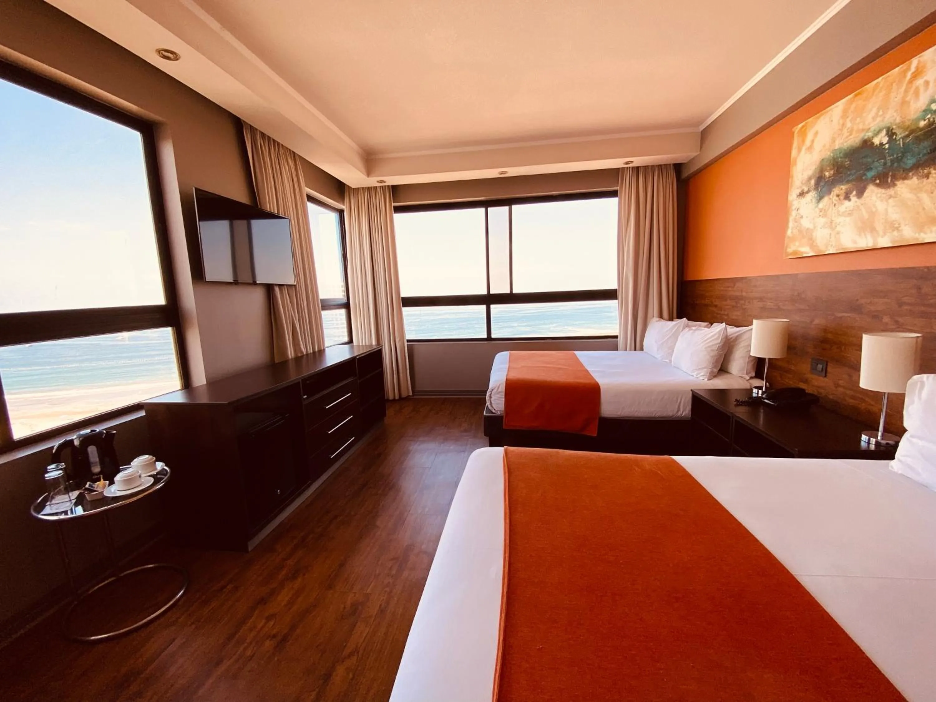 Photo of the whole room, Bed in Gran Cavancha Suite