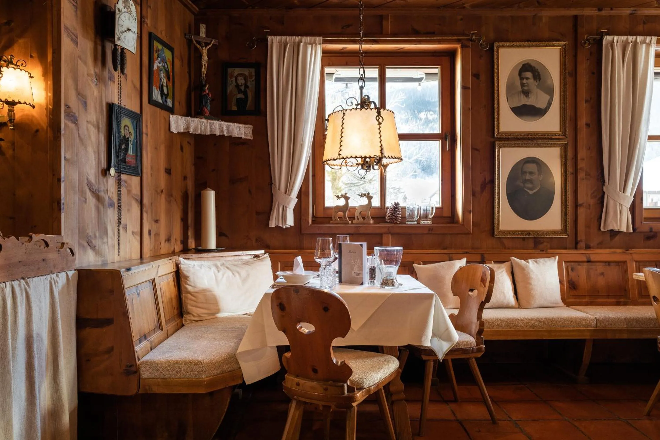 Restaurant/places to eat in Hotel Senningerbräu