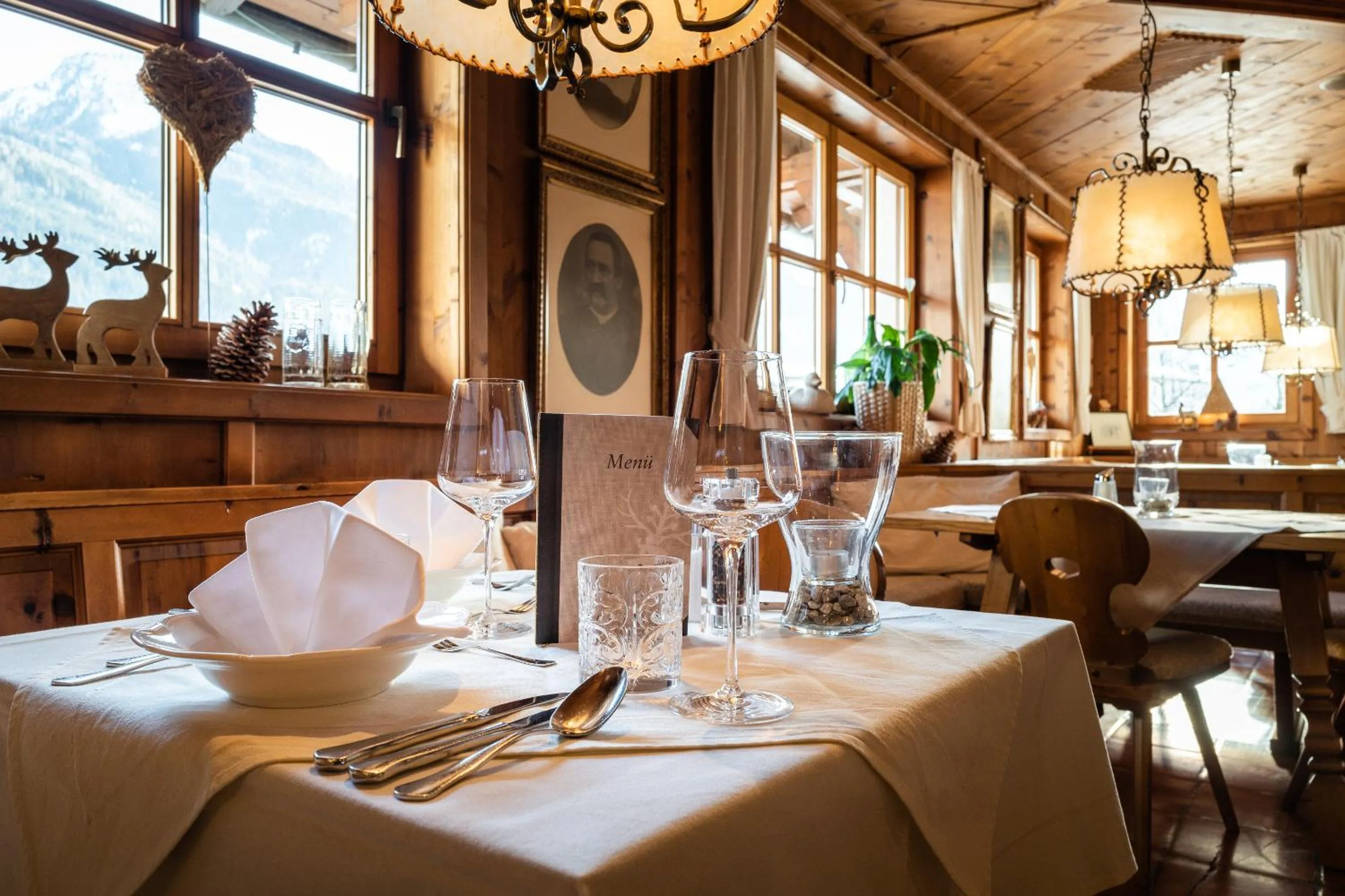 Restaurant/places to eat in Hotel Senningerbräu