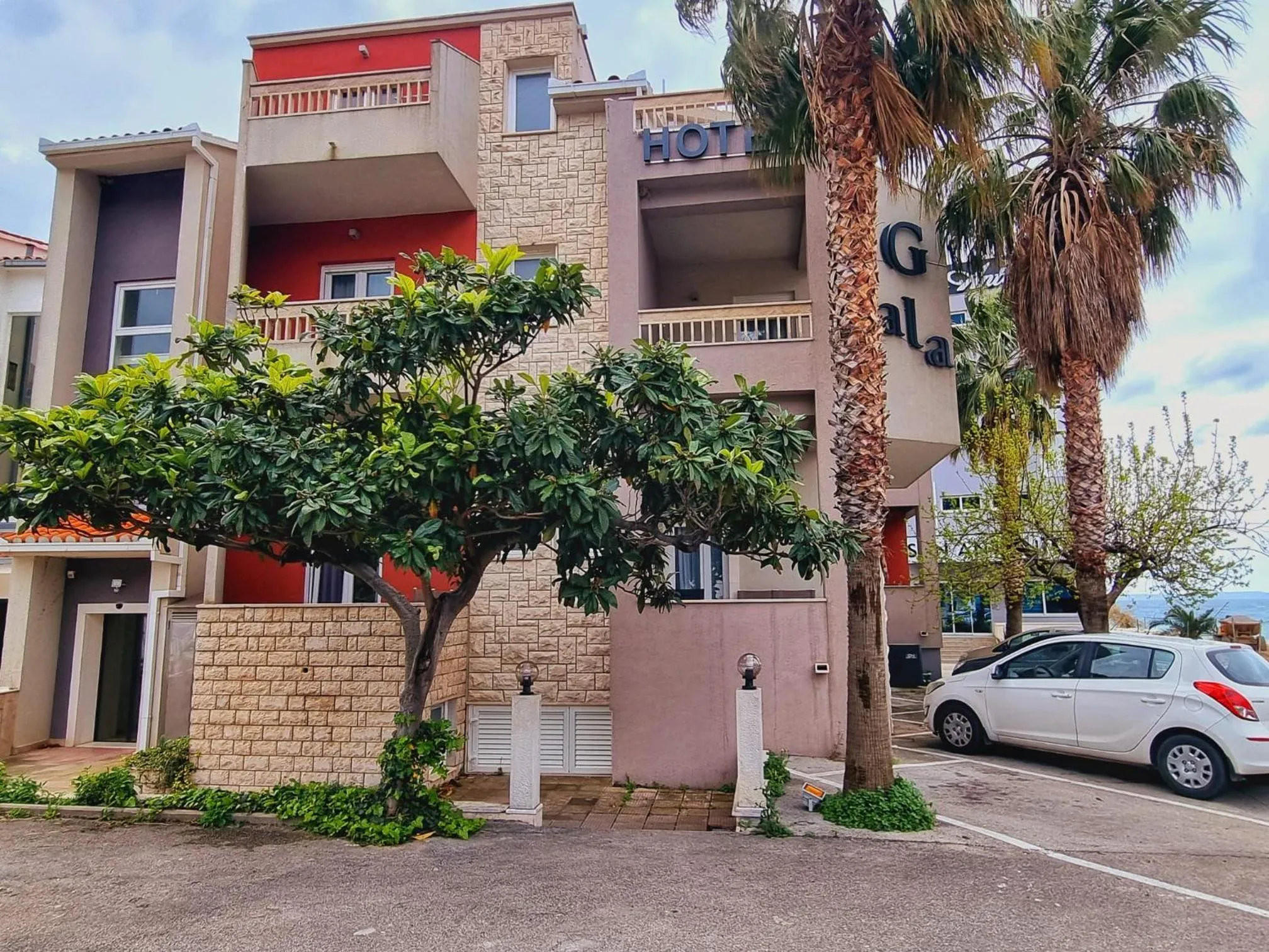 Property building in Hotel Gala Split