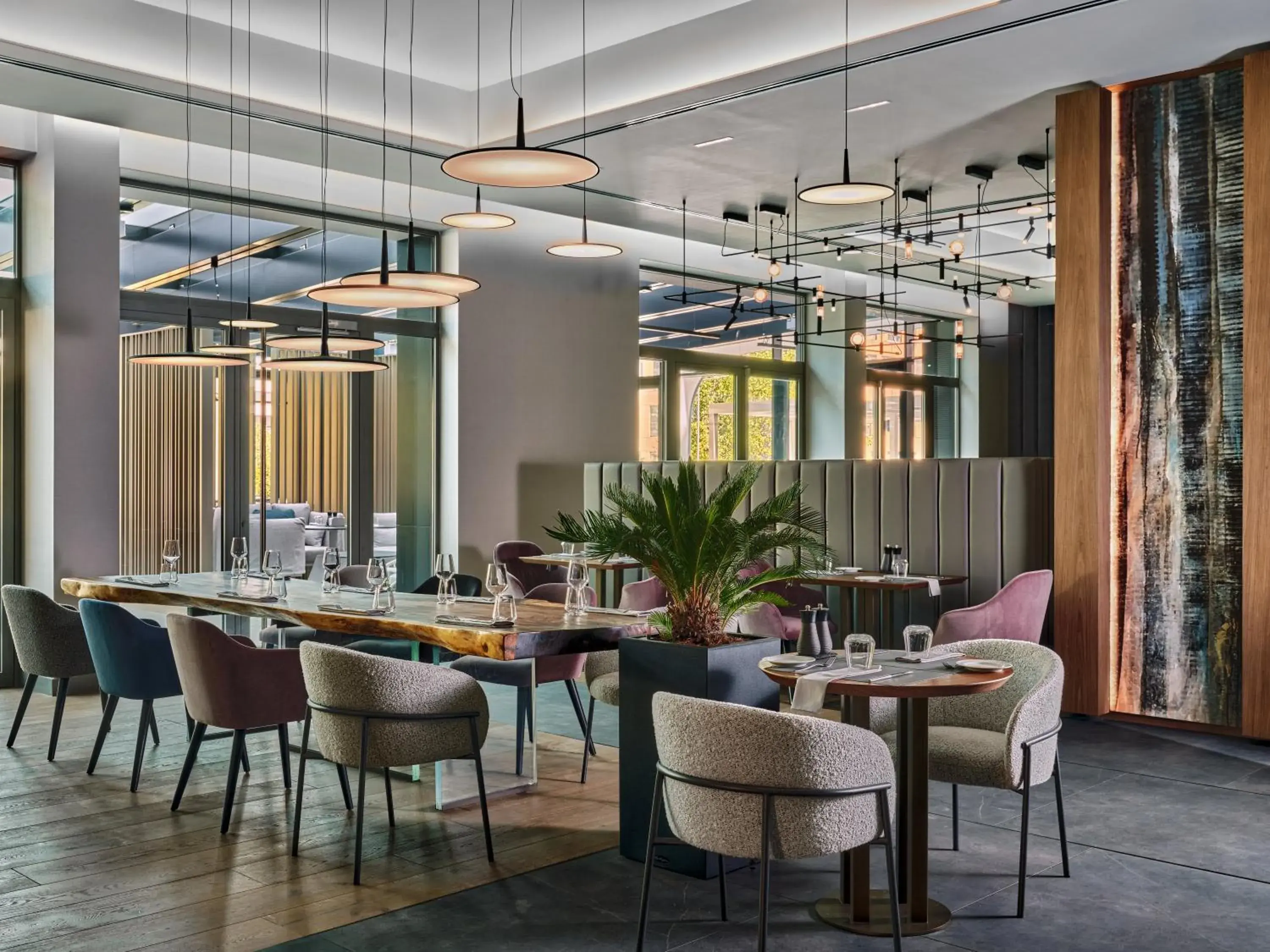 Restaurant/places to eat in Crowne Plaza Sofia by IHG Restaurant/places to eat in Crowne Plaza Sofia by IHG