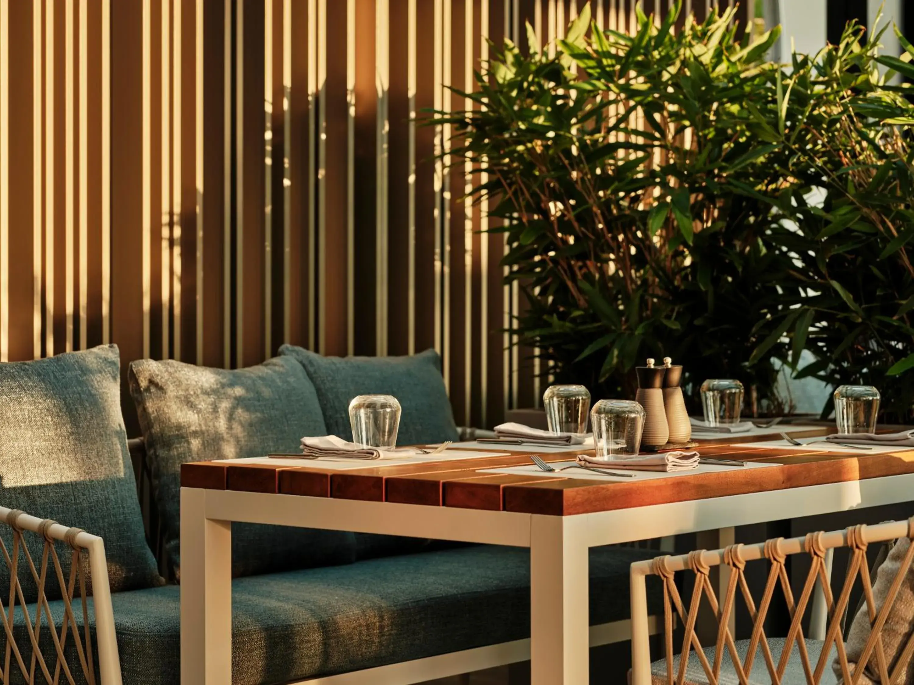 Restaurant/places to eat in Crowne Plaza Sofia by IHG Restaurant/places to eat in Crowne Plaza Sofia by IHG