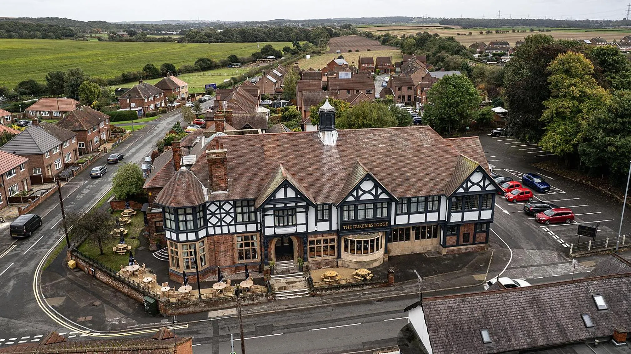 Property building in The Dukeries Lodge, Edwinstowe, Nottinghamshire