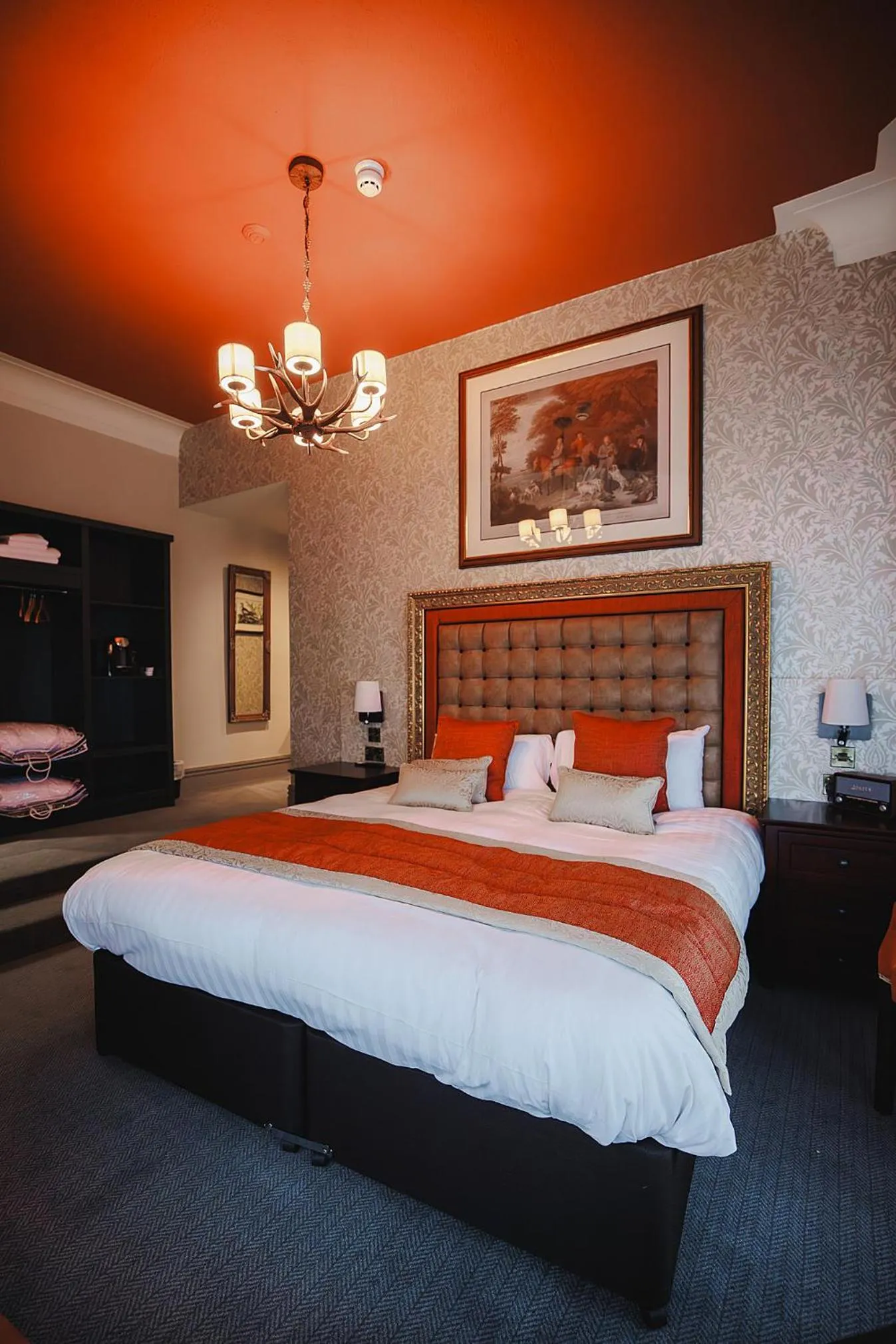 Bed in The Dukeries Lodge, Edwinstowe, Nottinghamshire