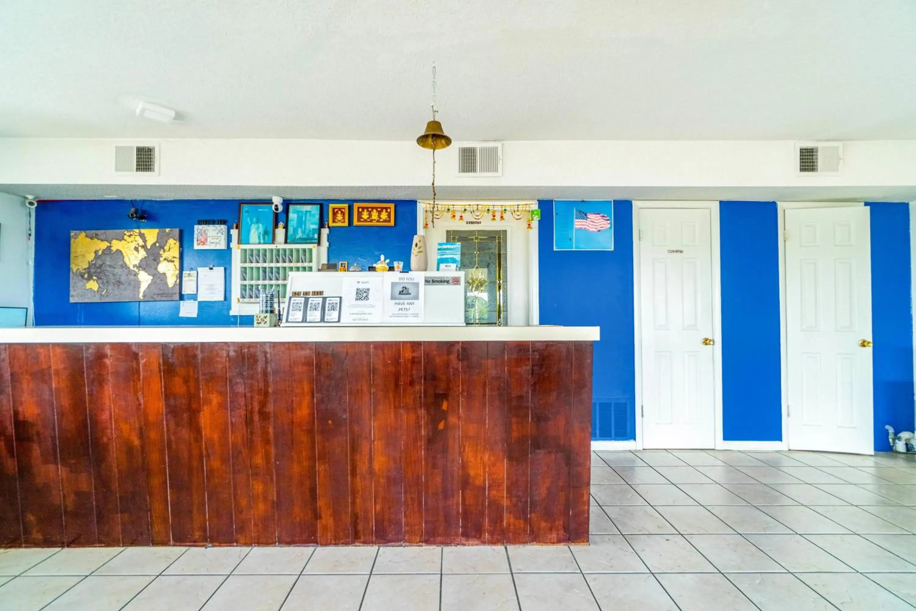 Lobby or reception in Lamplighter Inn By OYO Independence Lobby or reception in Lamplighter Inn By OYO Independence