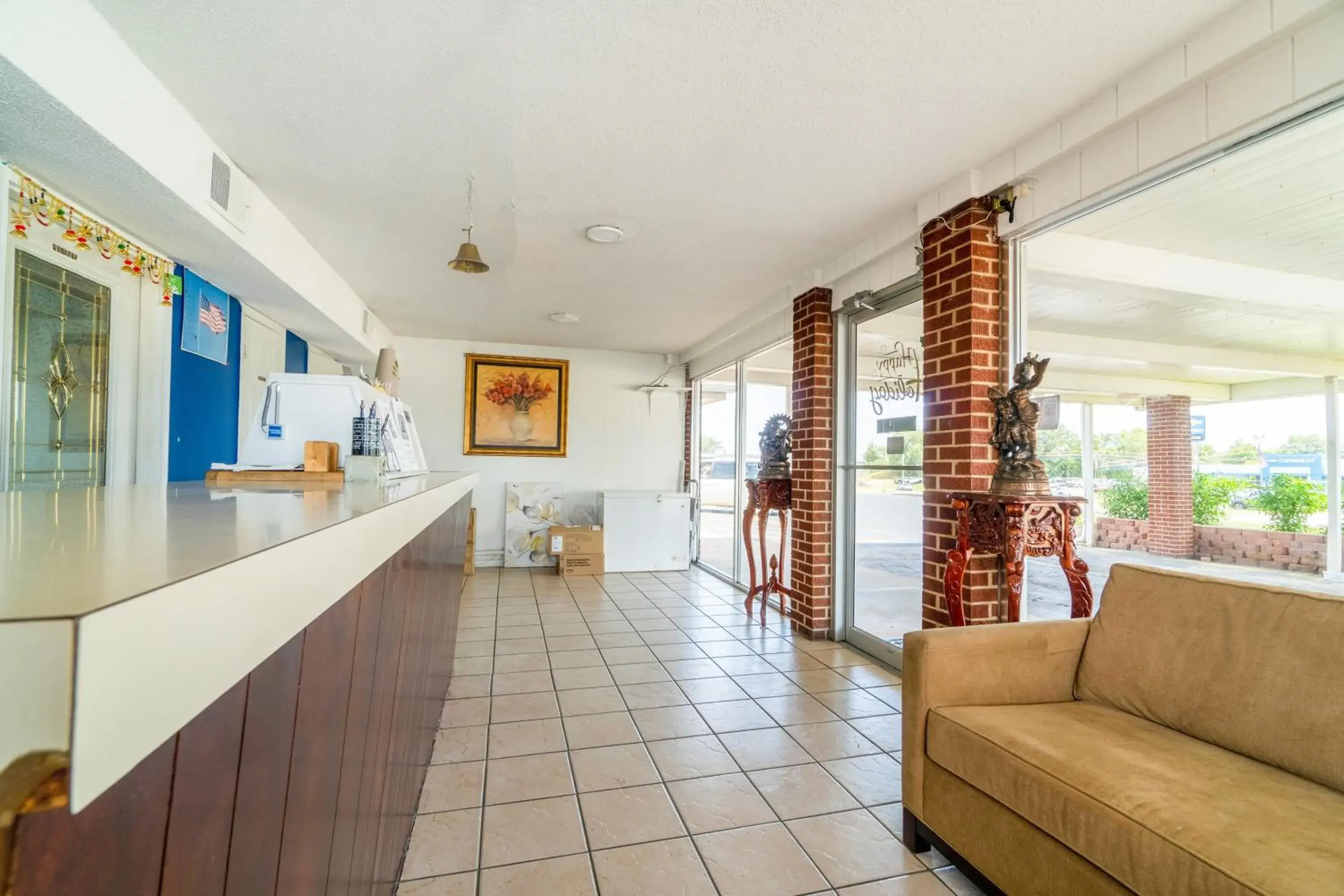 Lobby or reception in Lamplighter Inn By OYO Independence Lobby or reception in Lamplighter Inn By OYO Independence