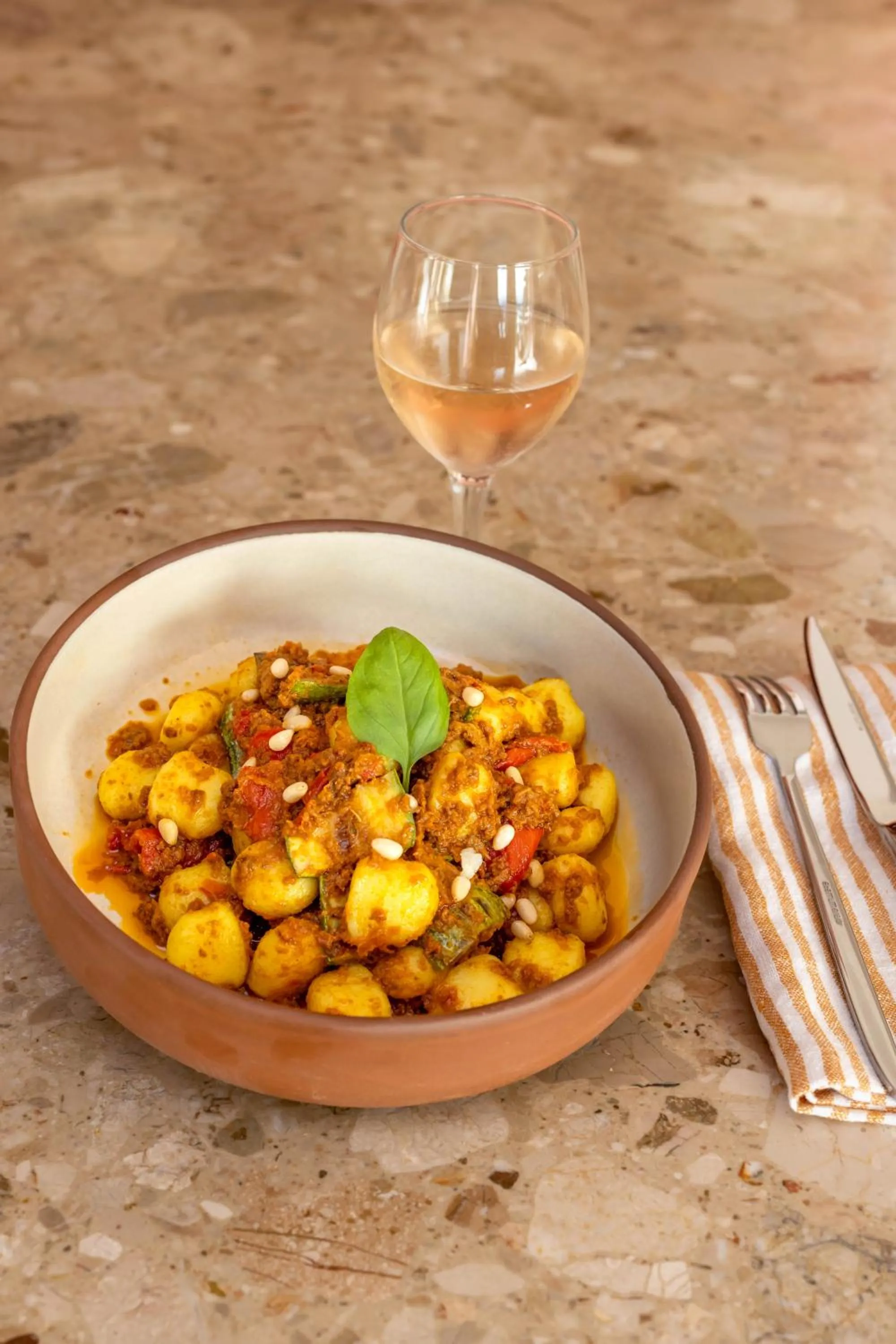 Restaurant/places to eat in Le Saint Erasme, Hotel Eco Friendly