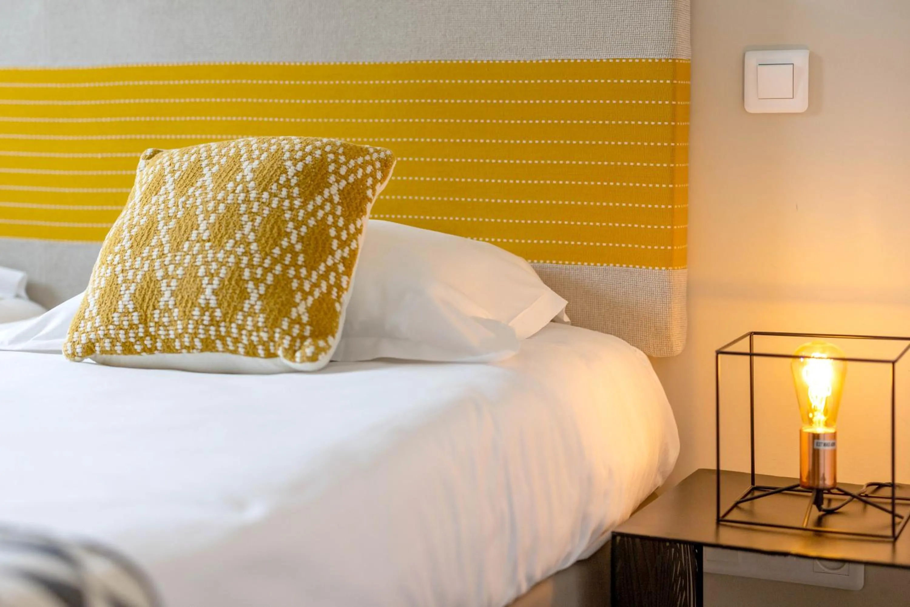 Decorative detail, Bed in Le Saint Erasme, Hotel Eco Friendly